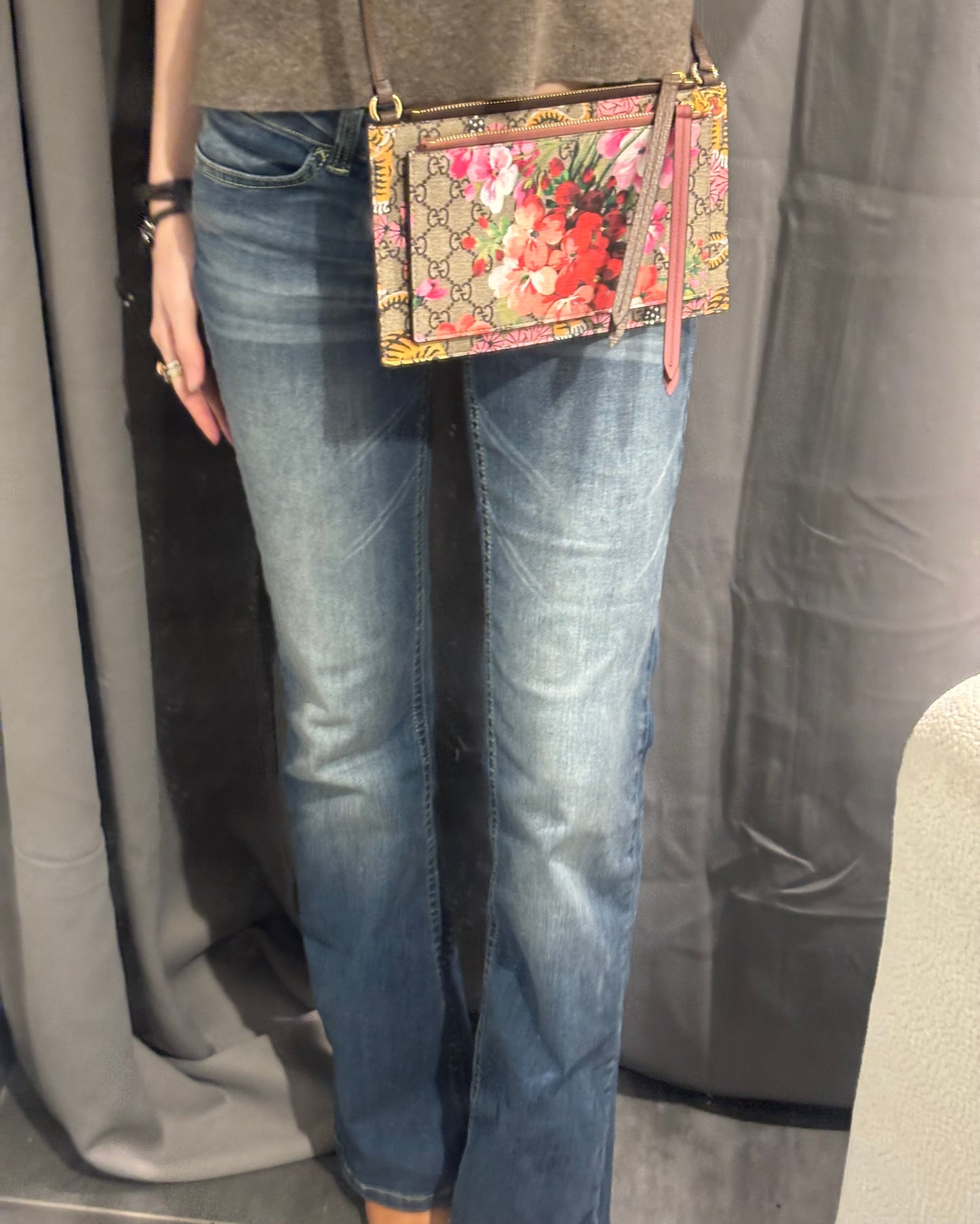 Gucci GG Supreme Bengal Blooms Dual Pouch Shoulder Bag - Beige Monogram Canvas & Blooms/Bengal Tiger