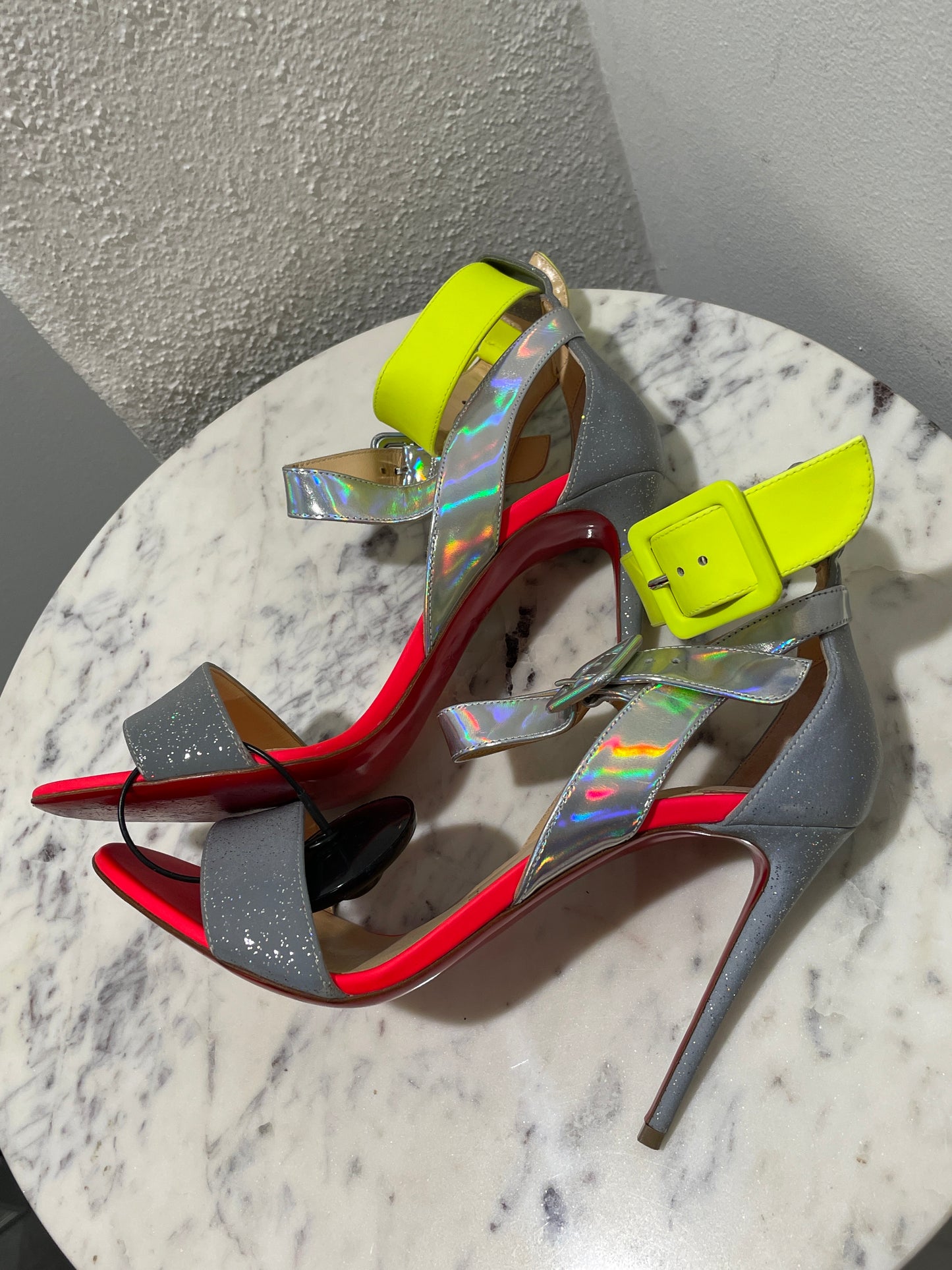 Turn Heads: Christian Louboutin Multipot 100 Sandals - 38