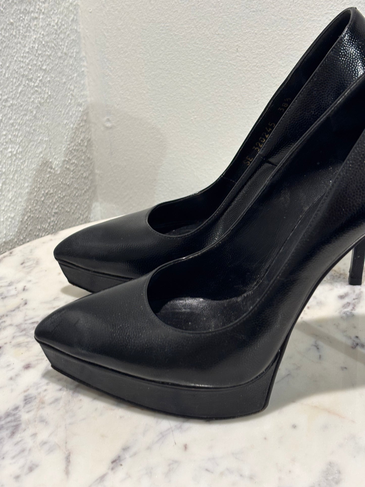 Saint Laurent - Janis platform pumps - grained leather - 100 mm - 38,5 - Medinas Wardrobe