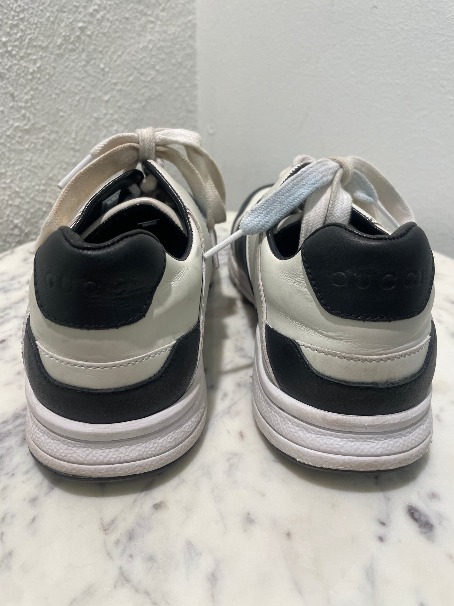 Gucci Black & White Interlocking G Leather Sneakers - 36