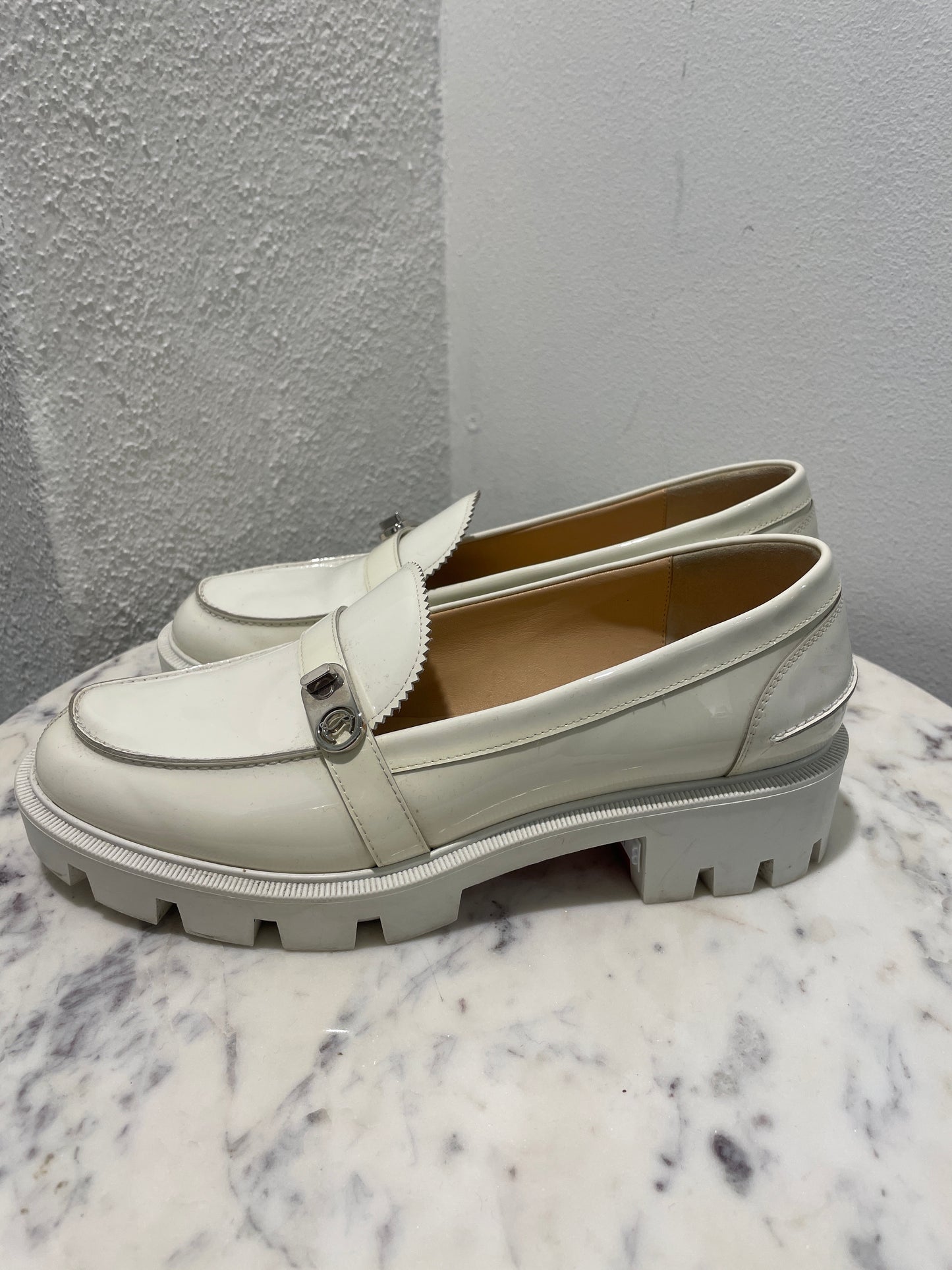 Christian Louboutin Lock Woody Leather Loafers - 37