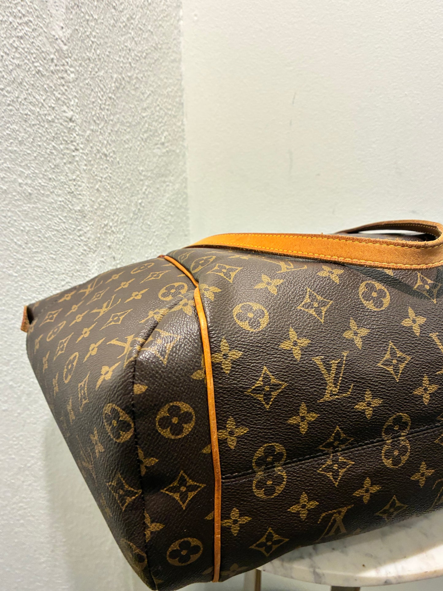 Louis Vuitton - Totally MM Tote
