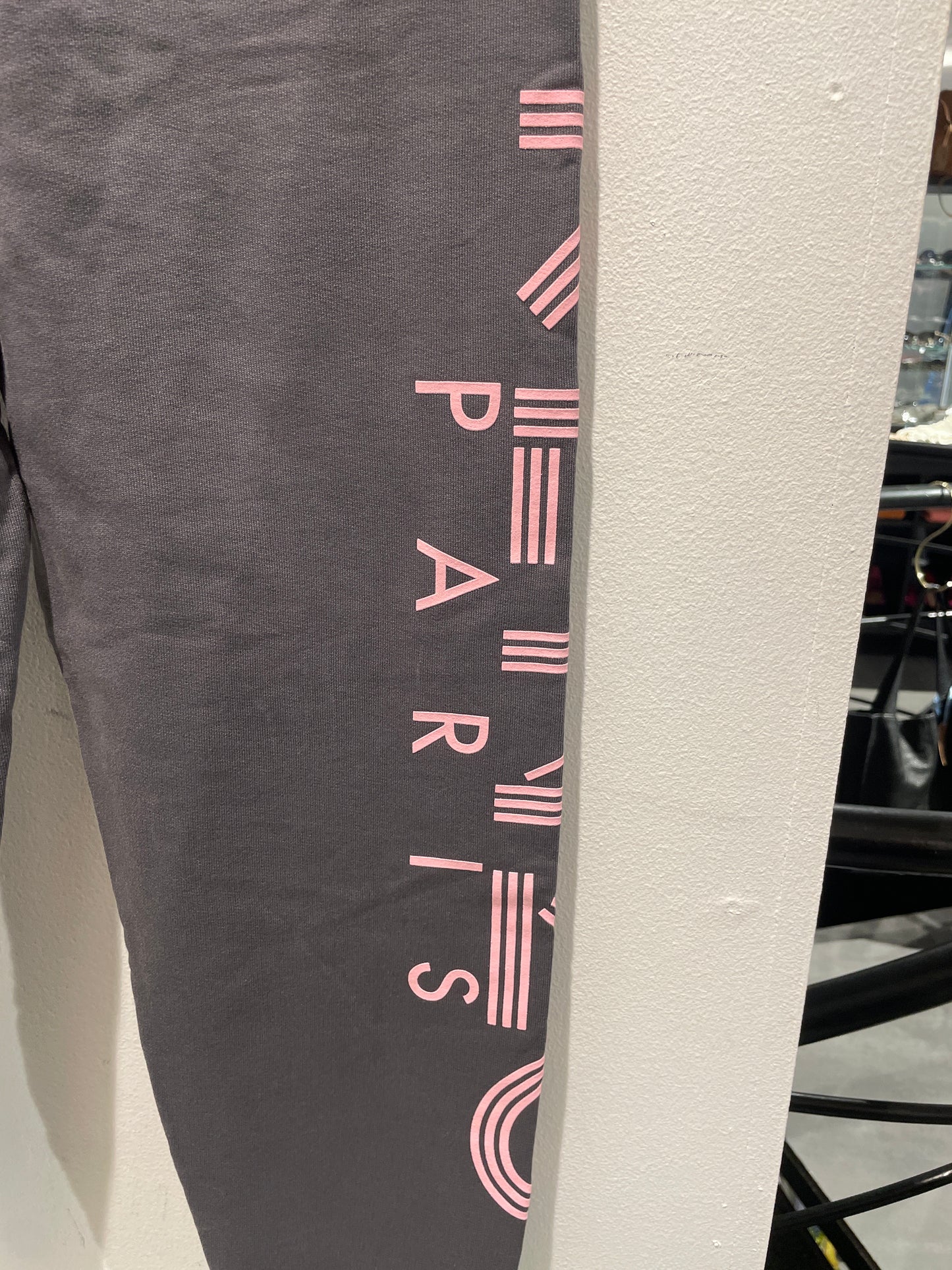 Kenzo Paris – Brand New with Tags Joggers / Trackpants in Charcoal Grey/Pink -