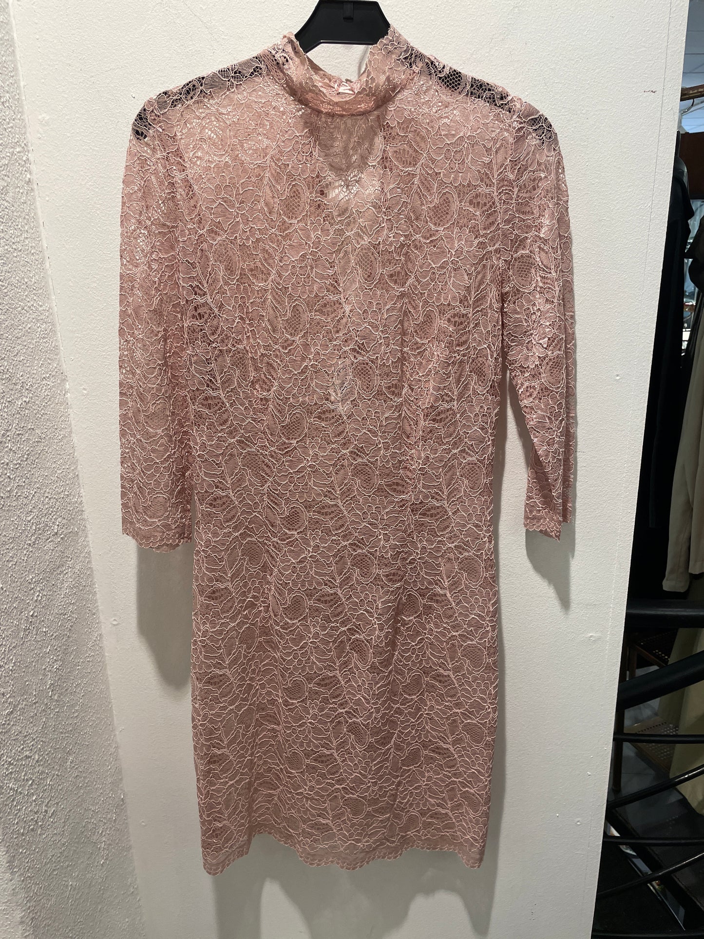 Stasia - Rose Sequin Cocktail Dress - S/36