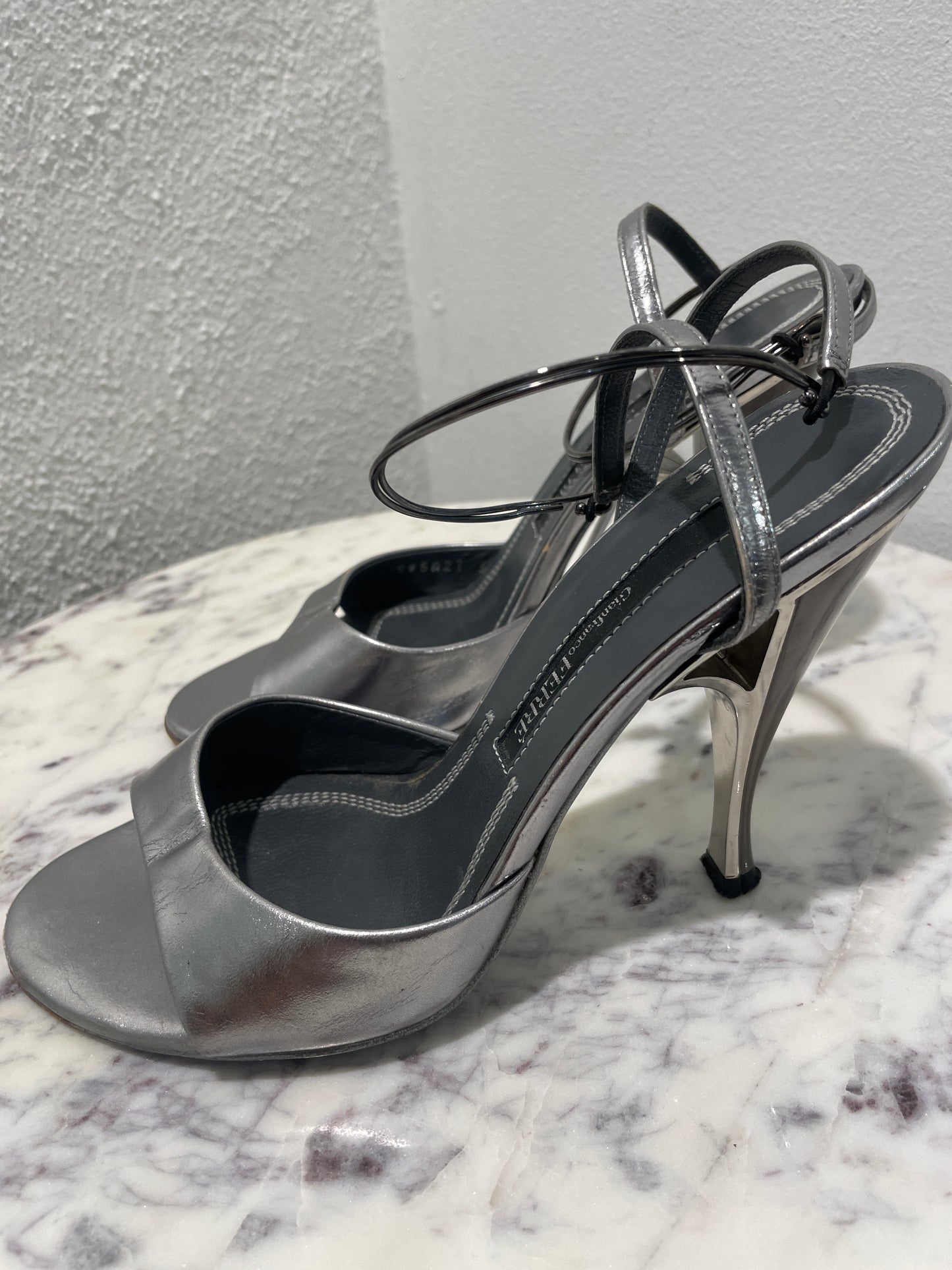 Gianfranco Ferré Metallic Silver Strappy Sandals with Sculpted Cone Heel – 36