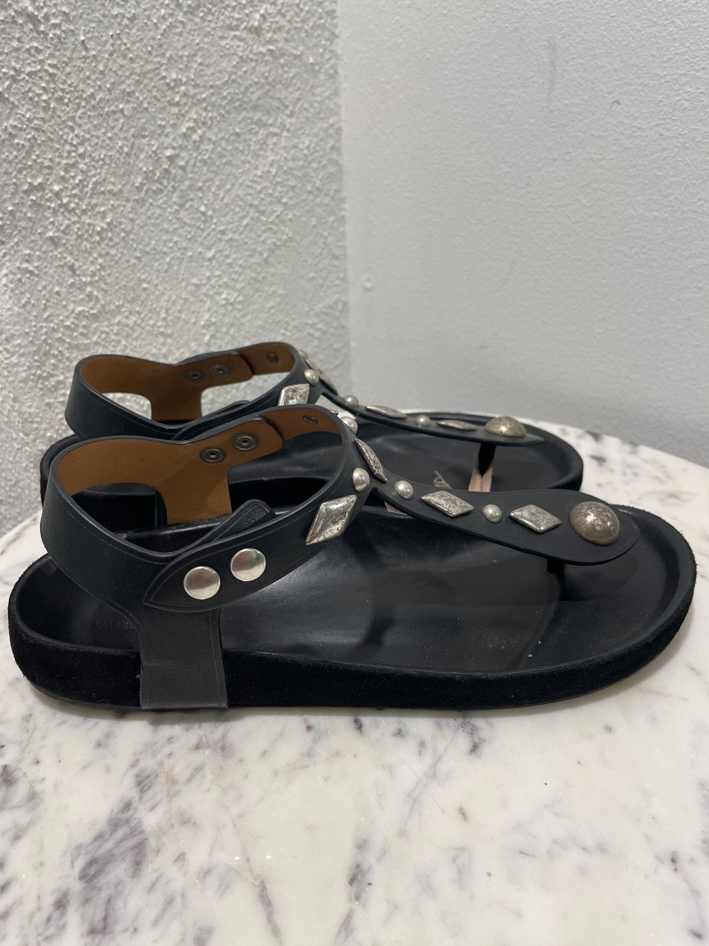 Isabel Marant Studded Leather T-Strap Sandals - 38