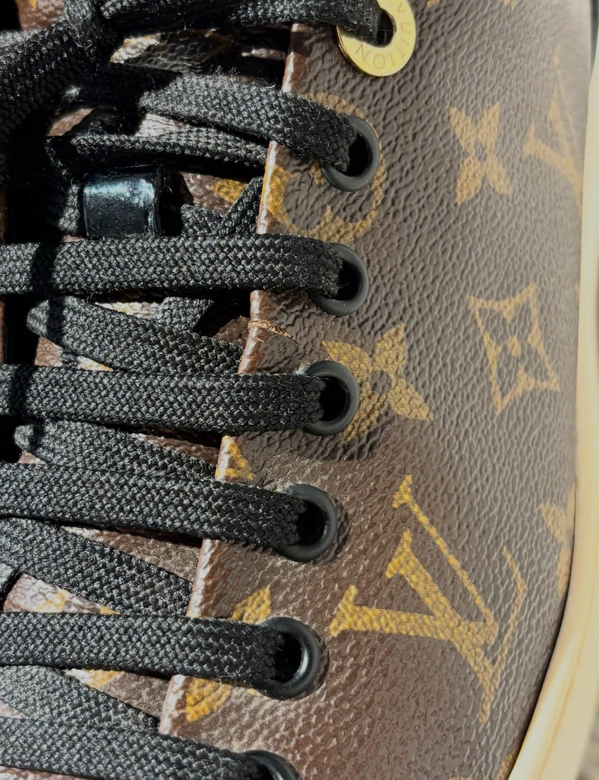 Louis Vuitton Sneakers – Brown Monogram - Size 40