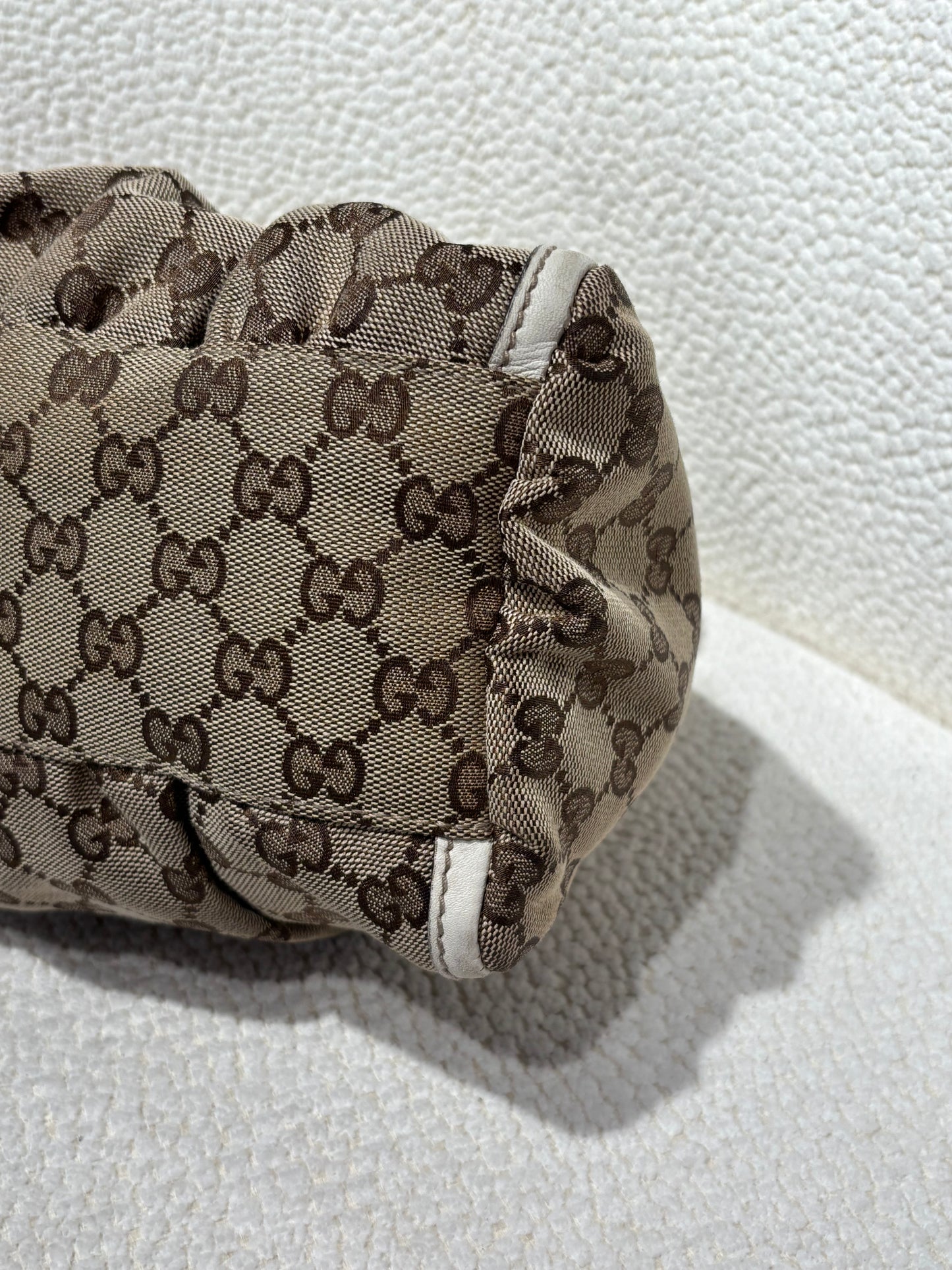 Gucci Abby Bag – Ecru Leather & Beige Monogram