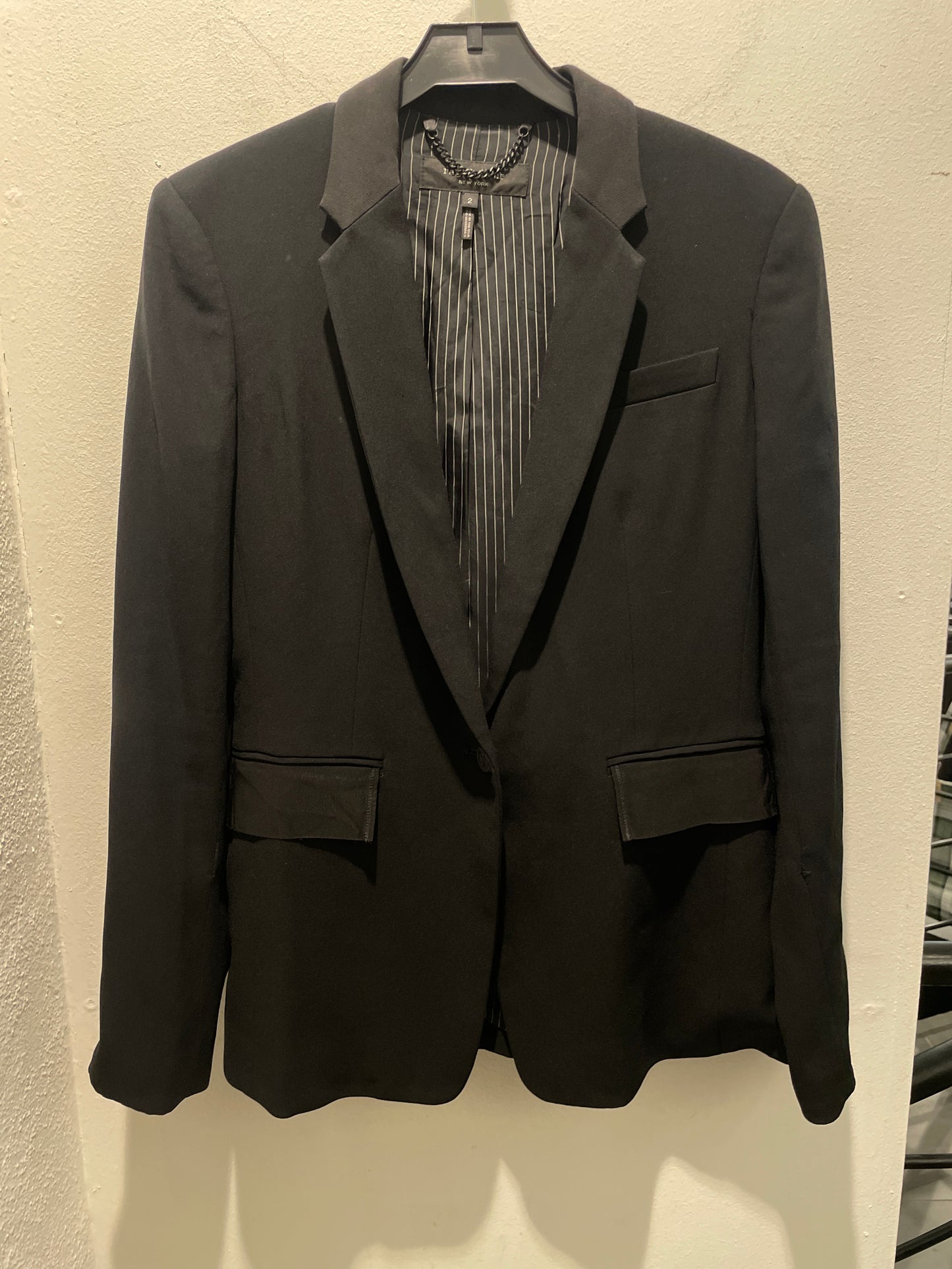 Rag & Bone — Tailored Black Blazer with Ribbed and Crest Button Details - S