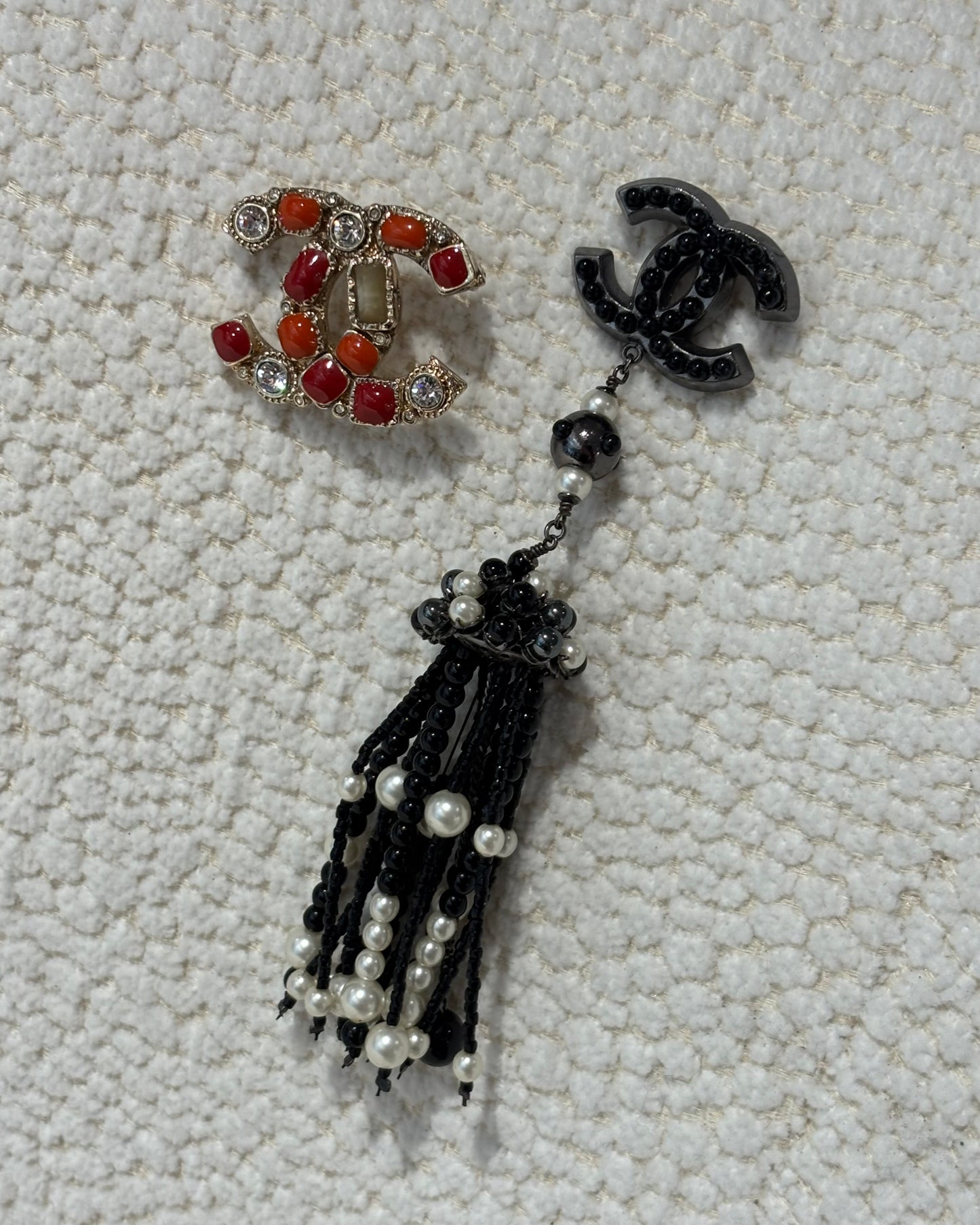 Chanel Brooch - Unique CC with with Pearl Fringe