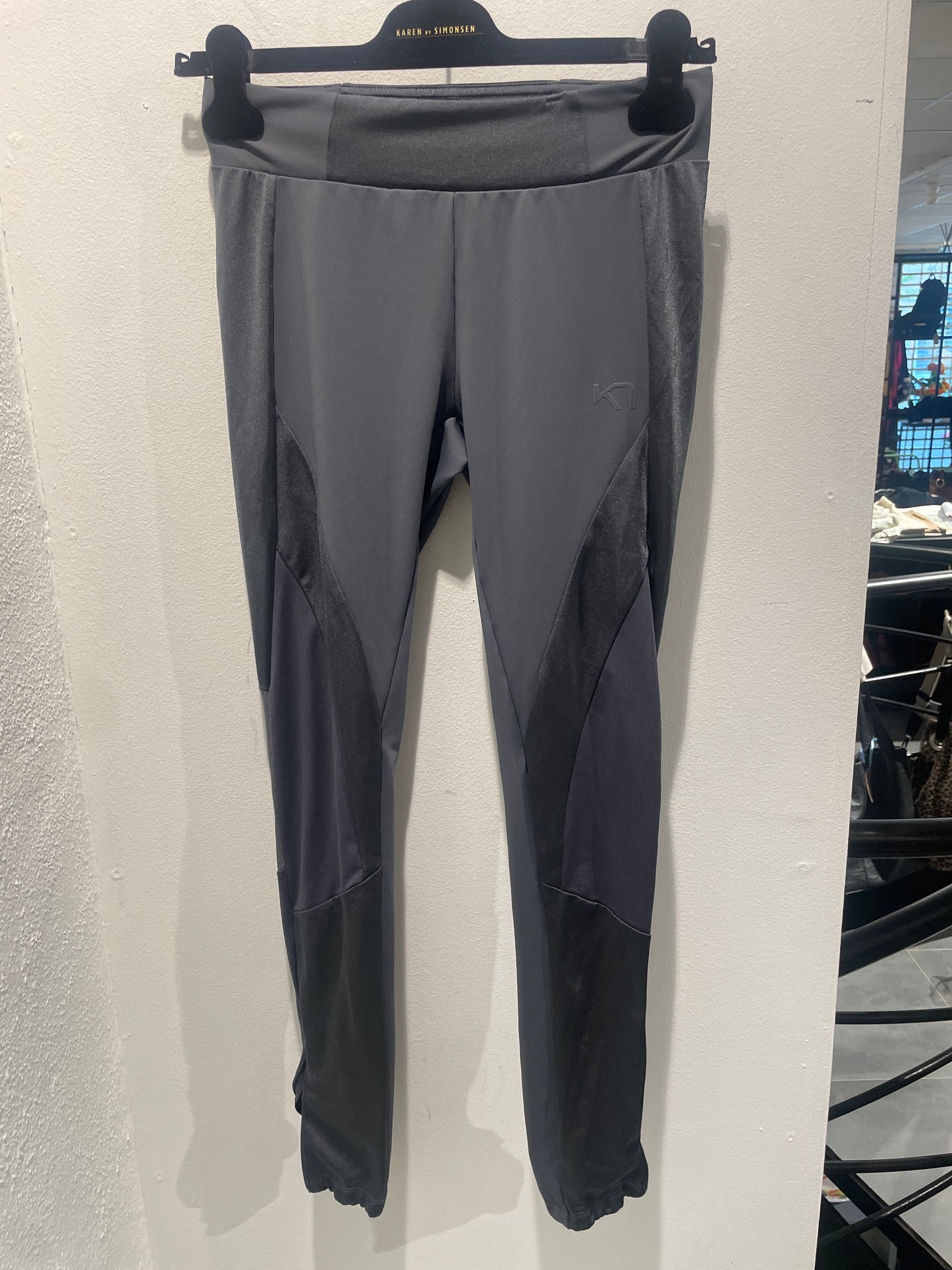 Kari Traa - Tights - Grey Antracite - XS/S - Medinas Wardrobe