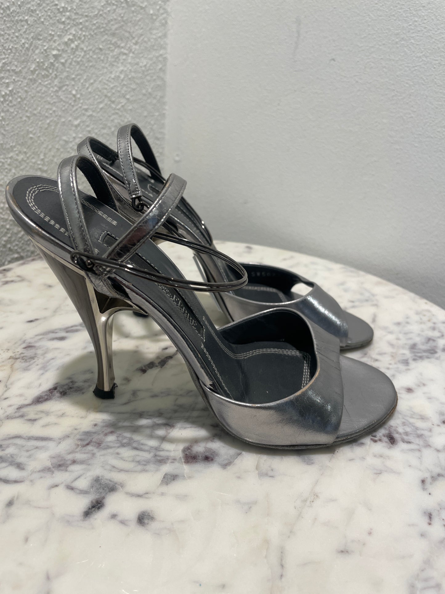 Gianfranco Ferré Metallic Silver Strappy Sandals with Sculpted Cone Heel – 36