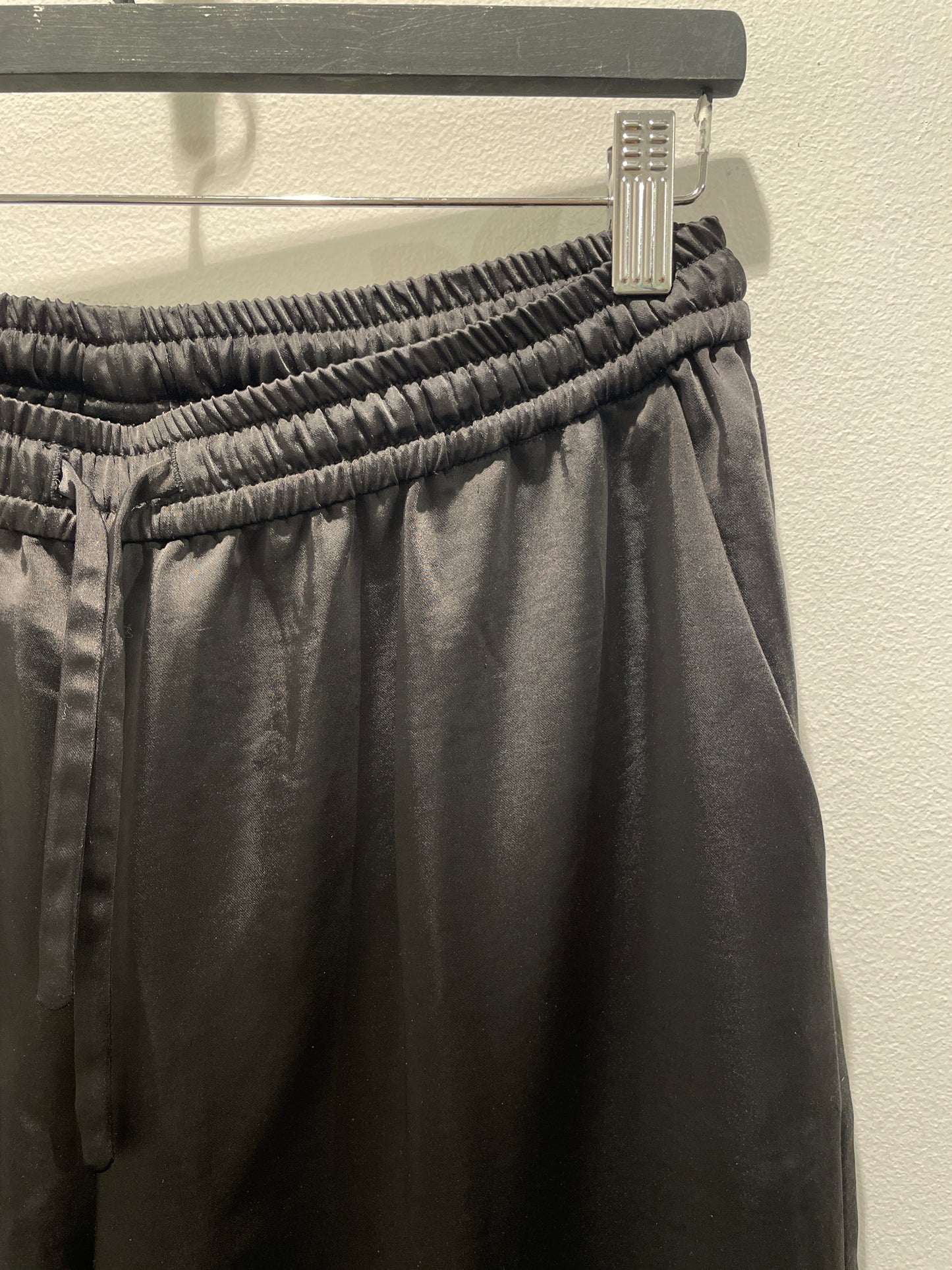 Karmamia Pants  - Black satin - L