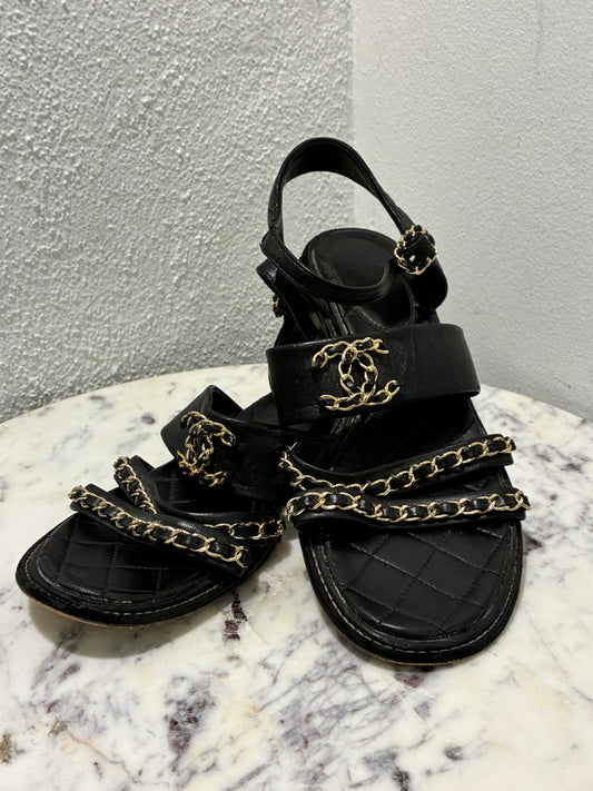 Chanel sandals – Black / Gold -EU 39 C - Medinas Wardrobe