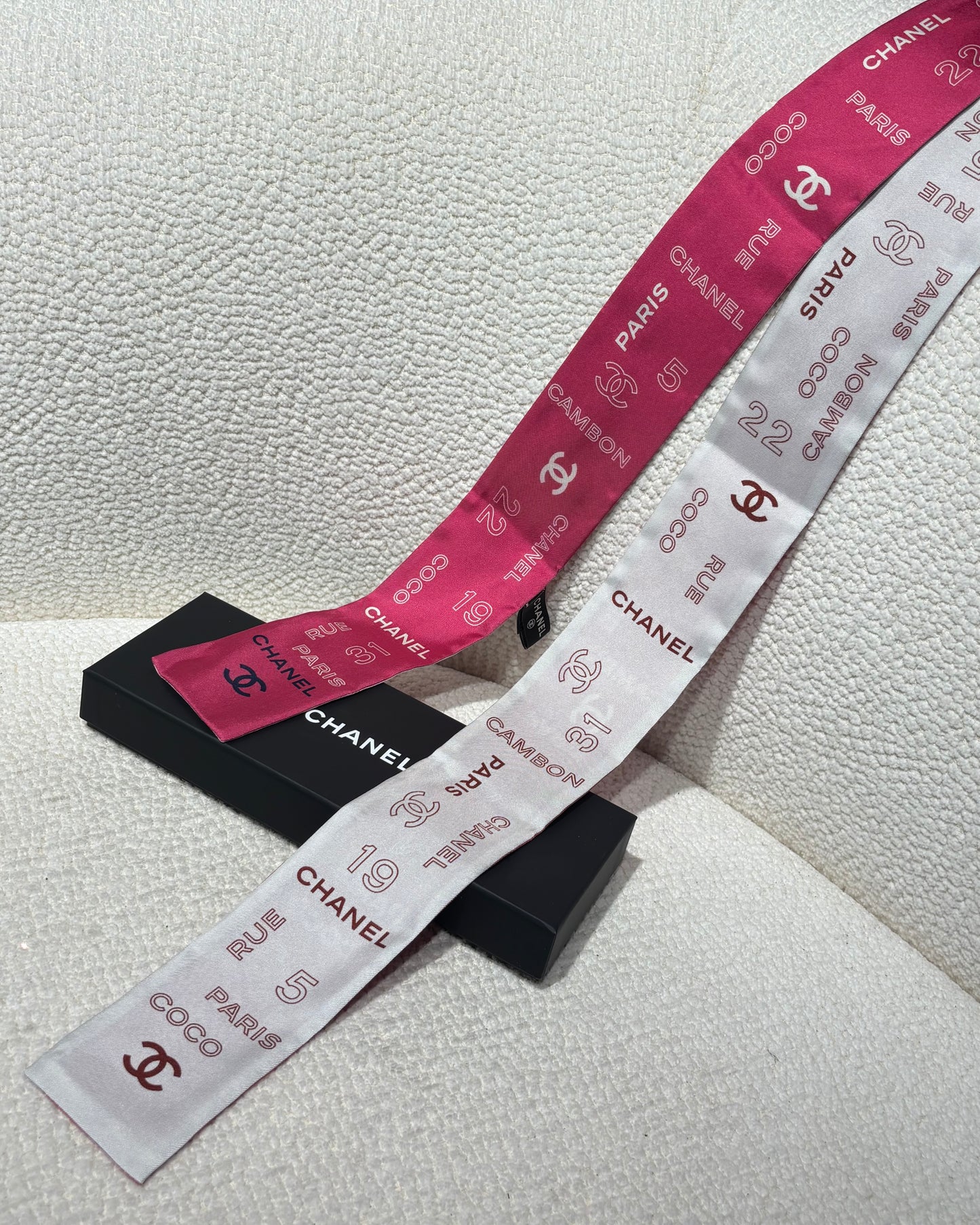 Chanel Twilly - Silk - White & Pink