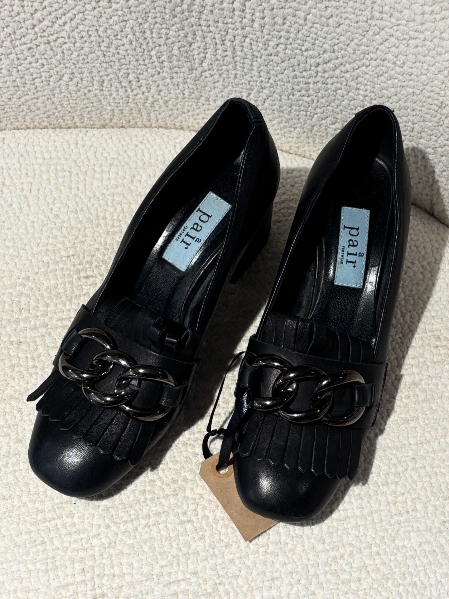 Apair Loafers – Black Leather with Fringe & Chain – EU 40
