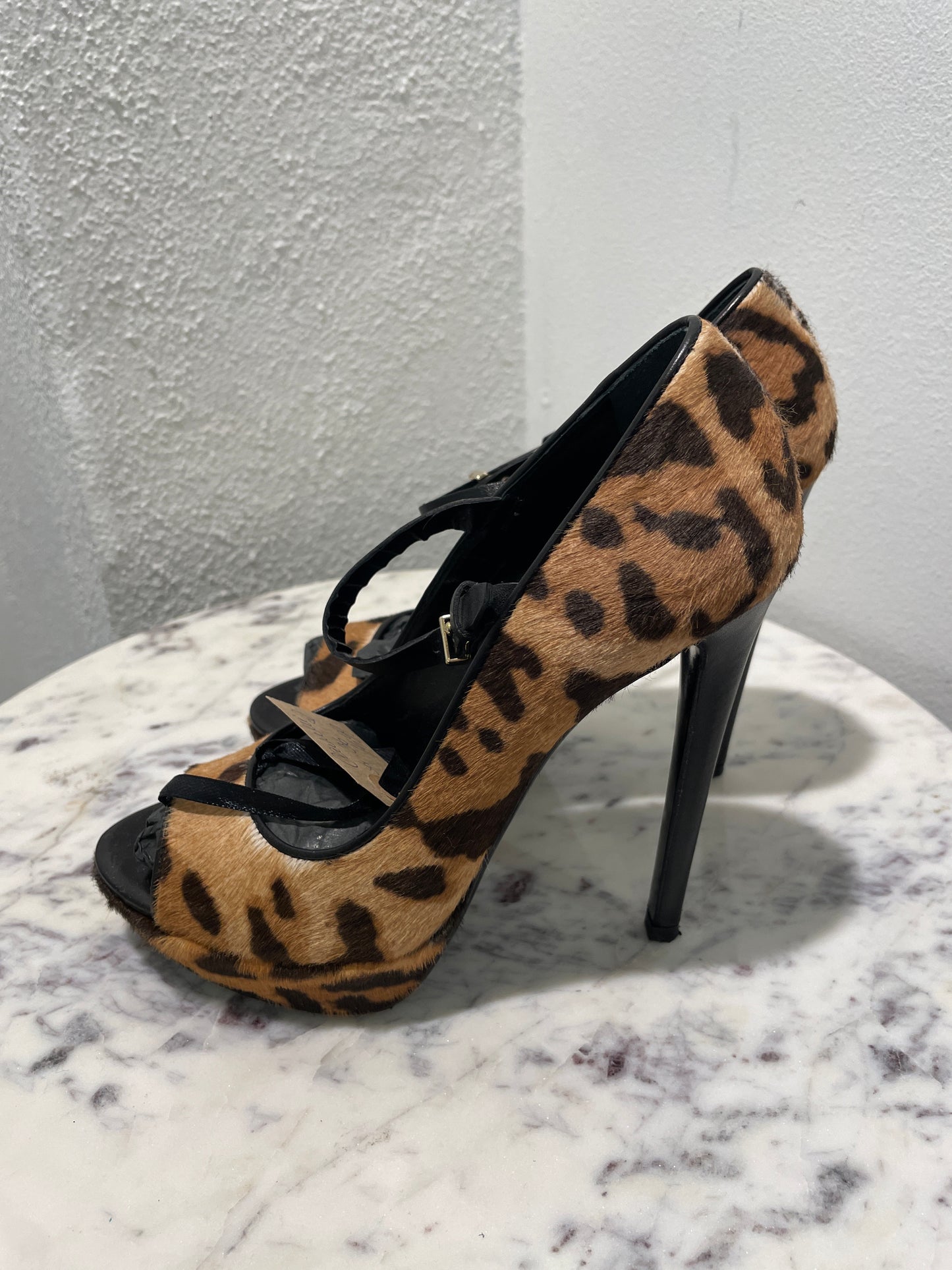 Roberto Cavalli Leopard Print Ponyhair Peep-Toe Platform Pumps - 36