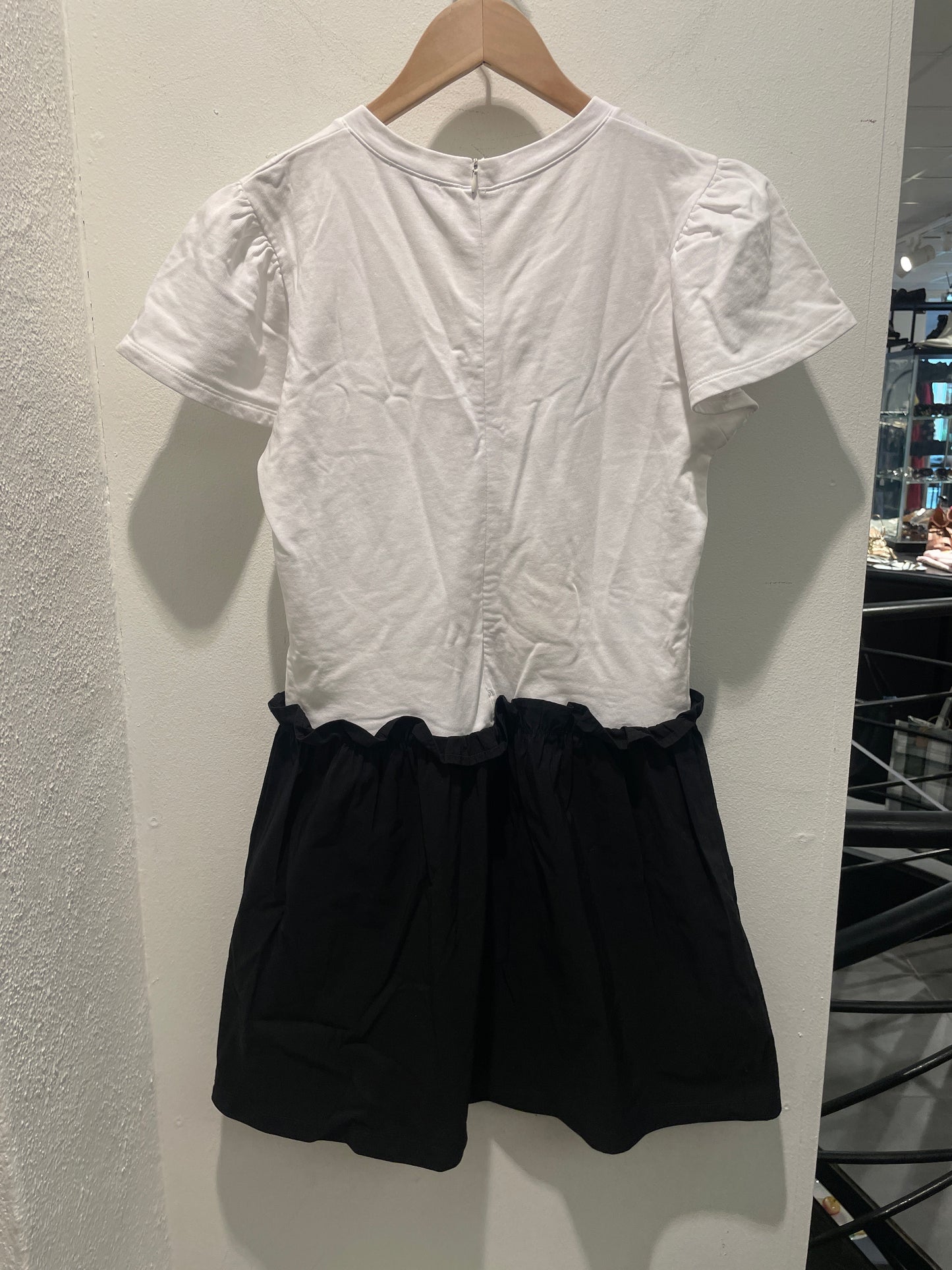 RED Valentino dress – Tee dress with white top and black balloon skirt - S/M