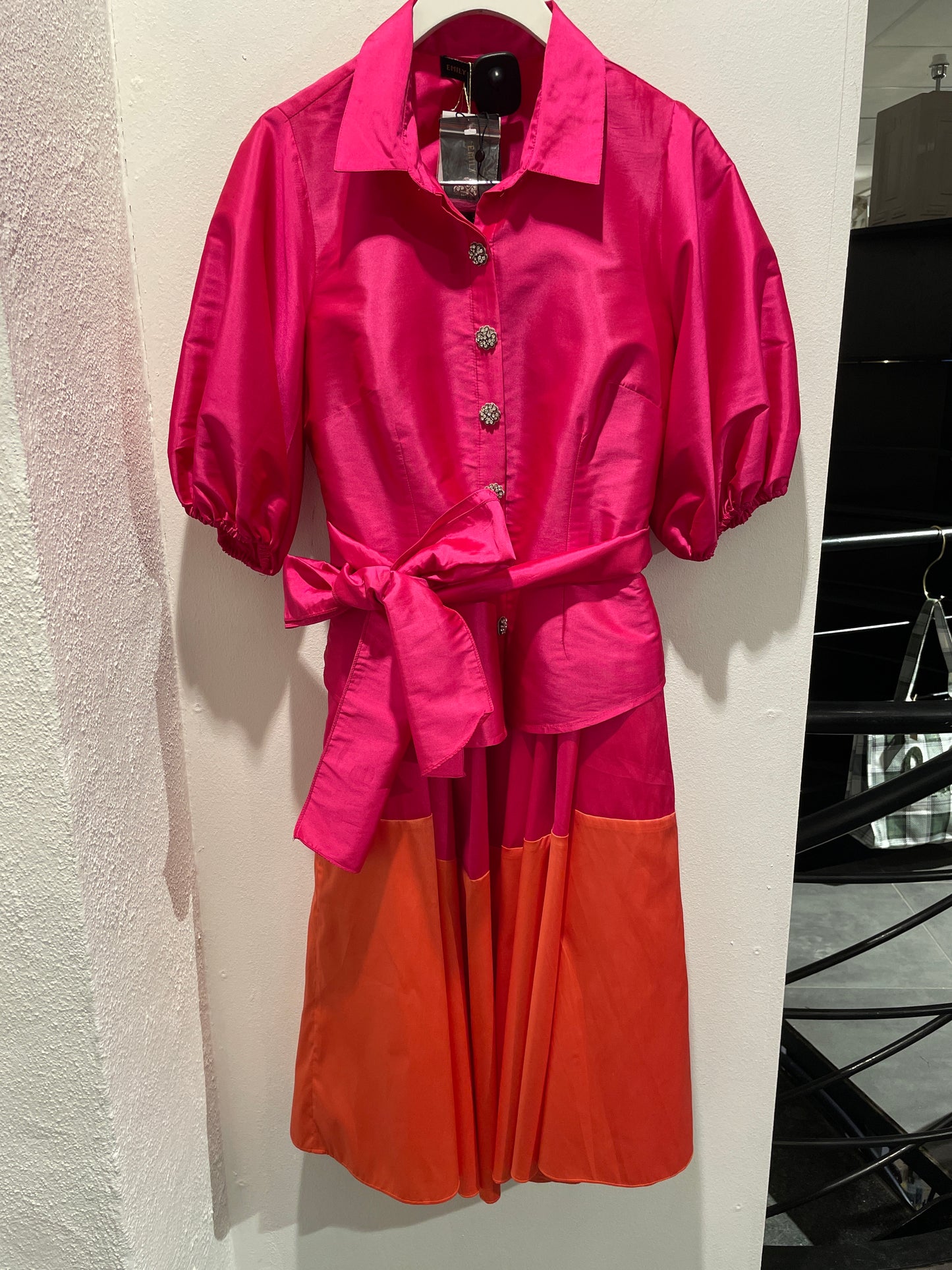 Emily Shalant Set – Orange & Pink Silk – Fits S/M