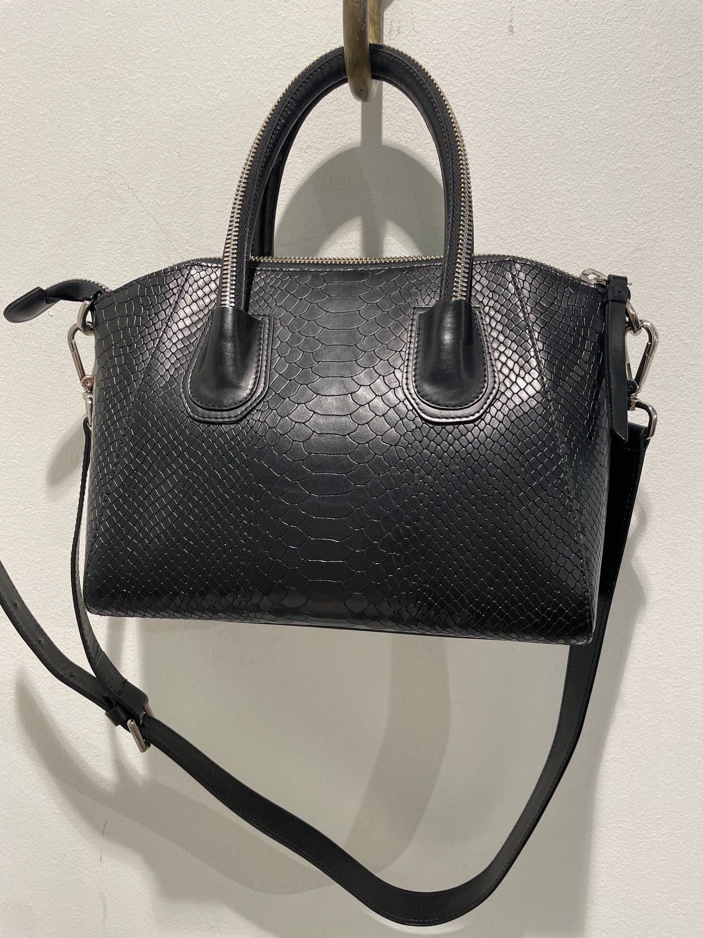 Leowulff - Boa Black Silver bag