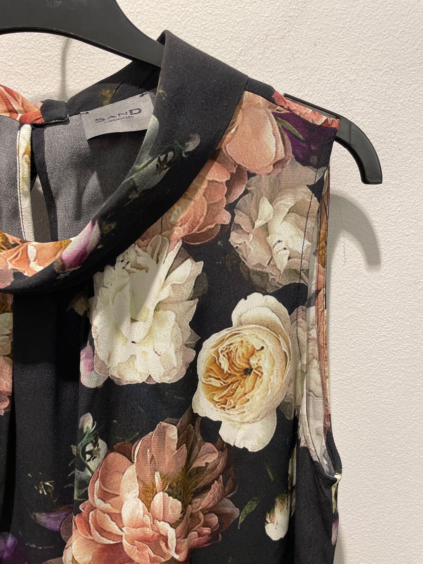 SAND Copenhagen Silk-Touch Viscose Floral Dress – Cowl Neck – XL