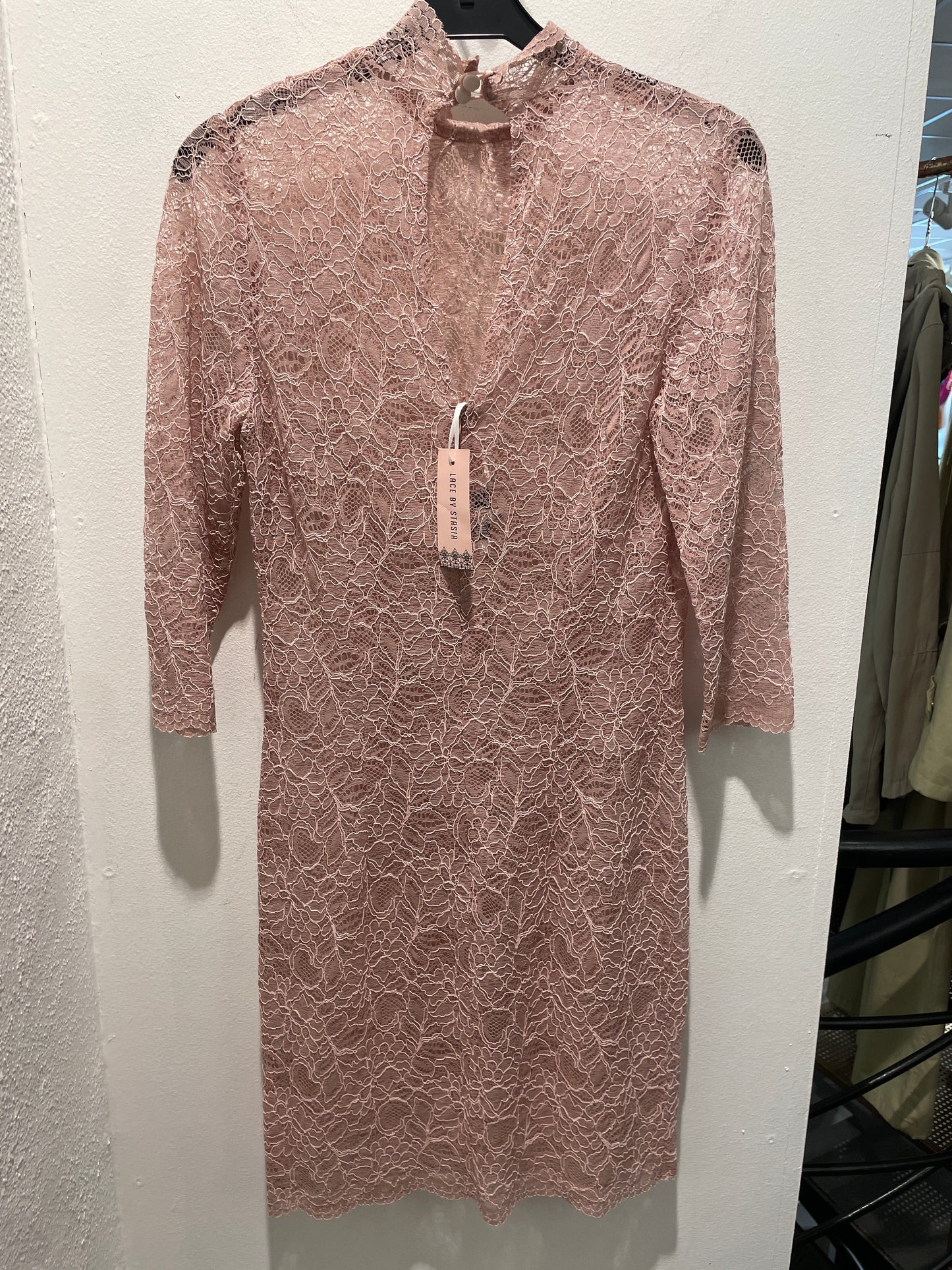 Stasia - Rose Sequin Cocktail Dress - S/36