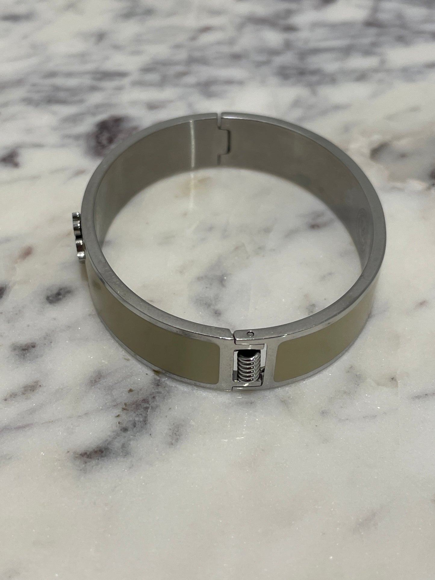 By Malene Birger Enamel Bangle Bracelet – Ecru & Silver