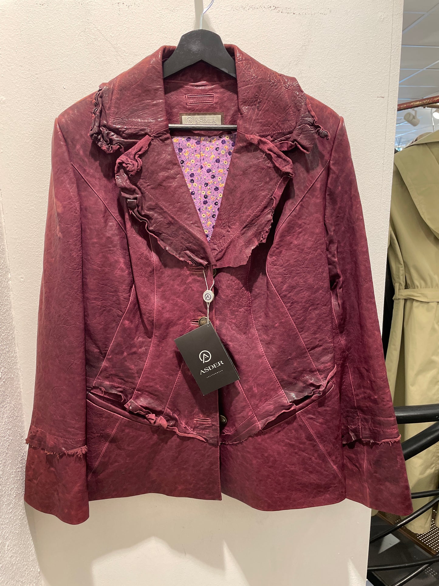 High-End Vintage-Look Distressed Burgundy Leather Blazer - XL