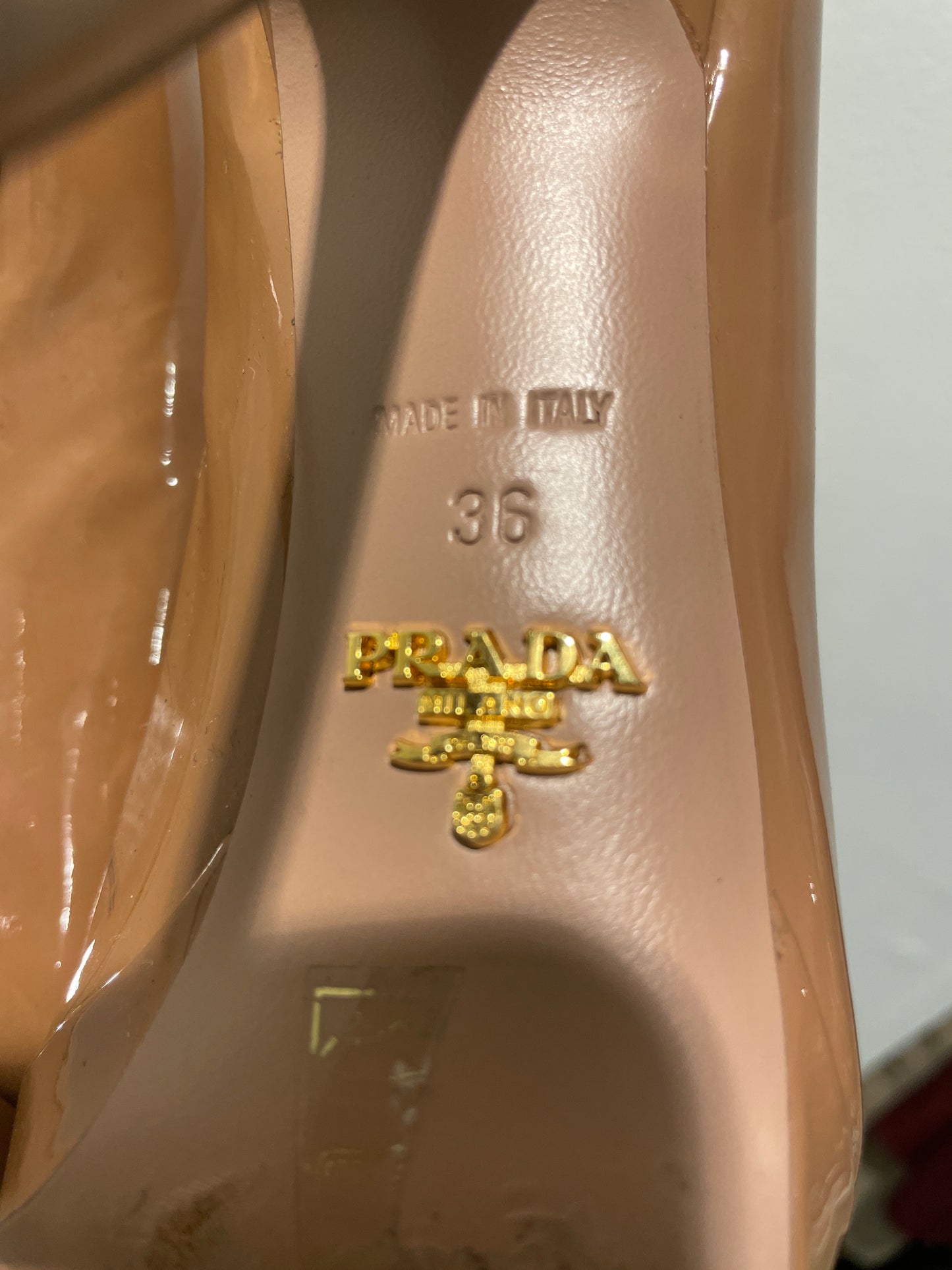 Vintage Prada Camel Nude Patent Leather Platform Pumps - 36
