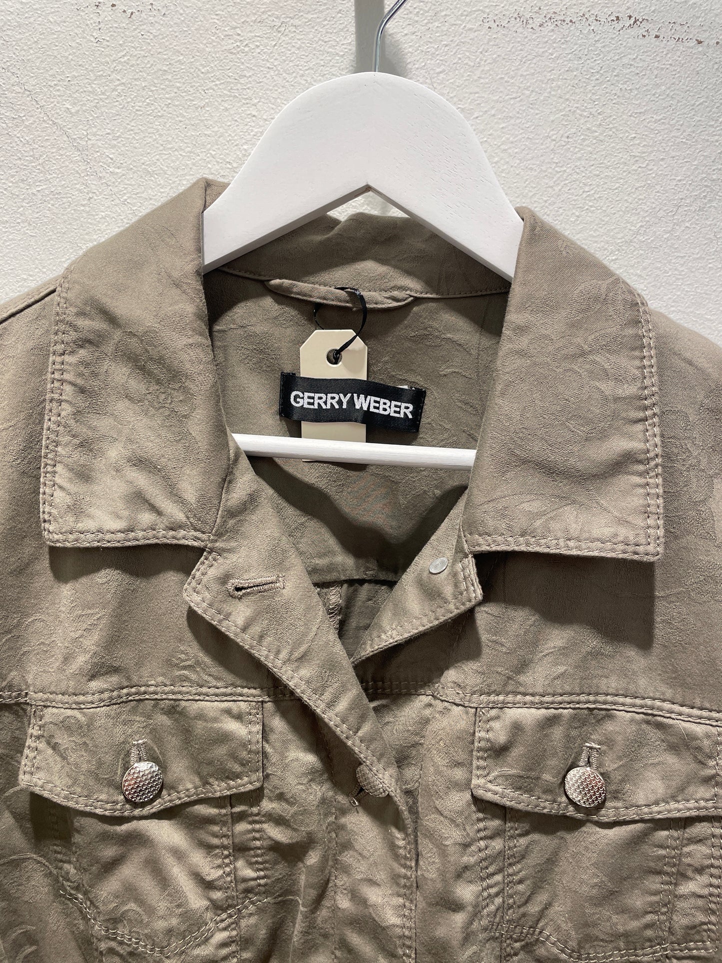 Gerry Weber Textured Utility Jacket – Khaki Brown - EU44