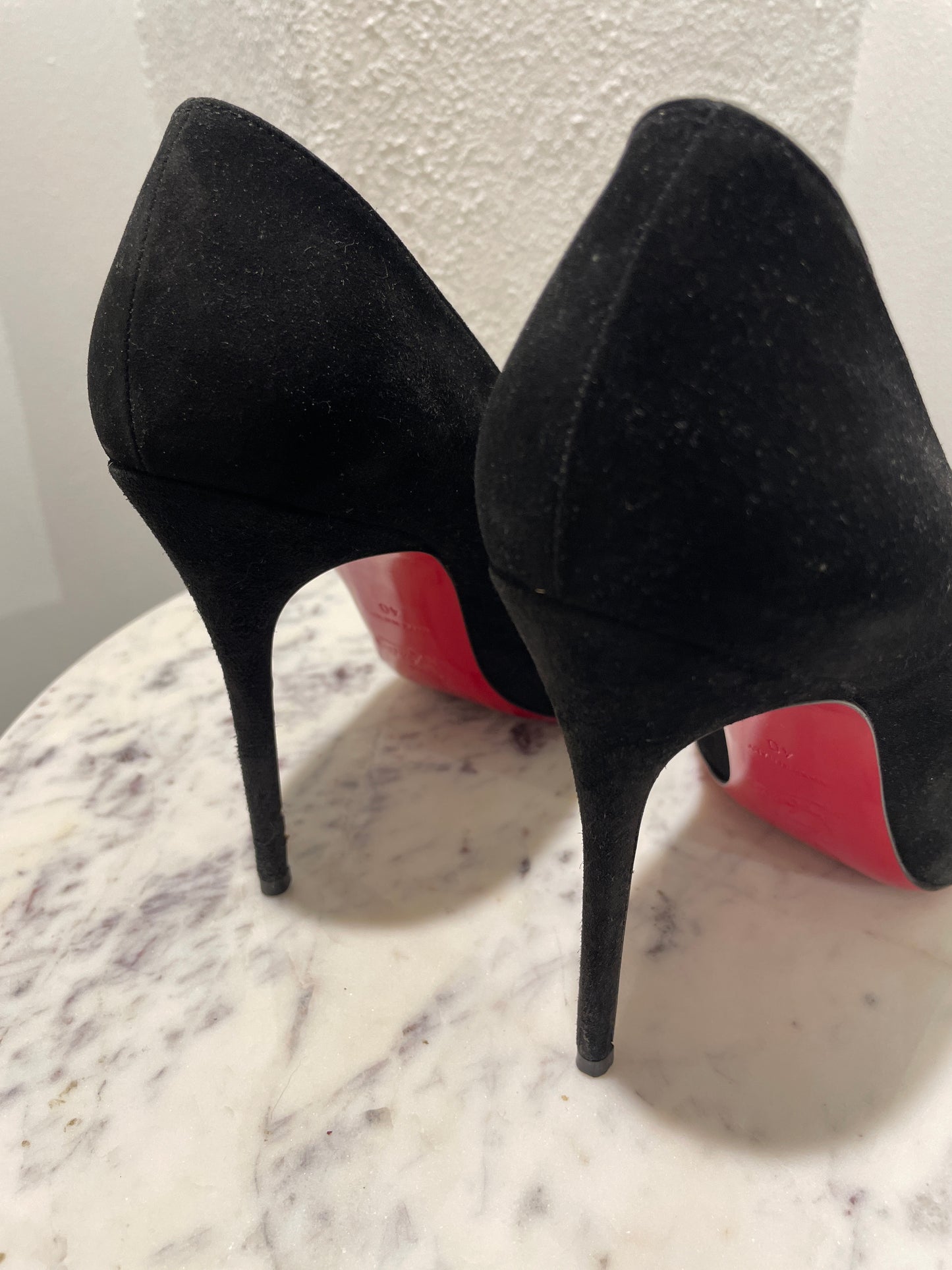 Christian Louboutin Fifi Pumps in Suede - 40