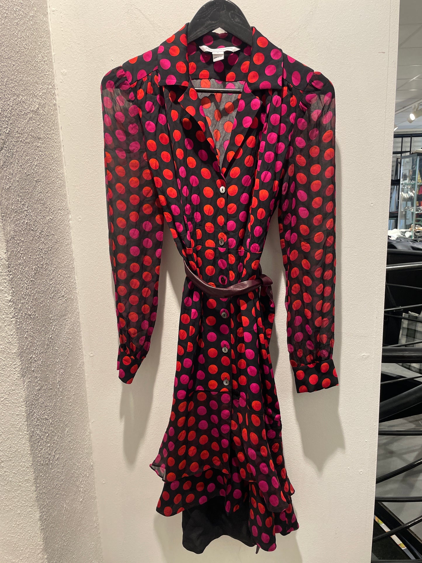 Diane von Furstenberg — Catherine Two Silk Dress in "Giraffe Daze Dot" - Size S
