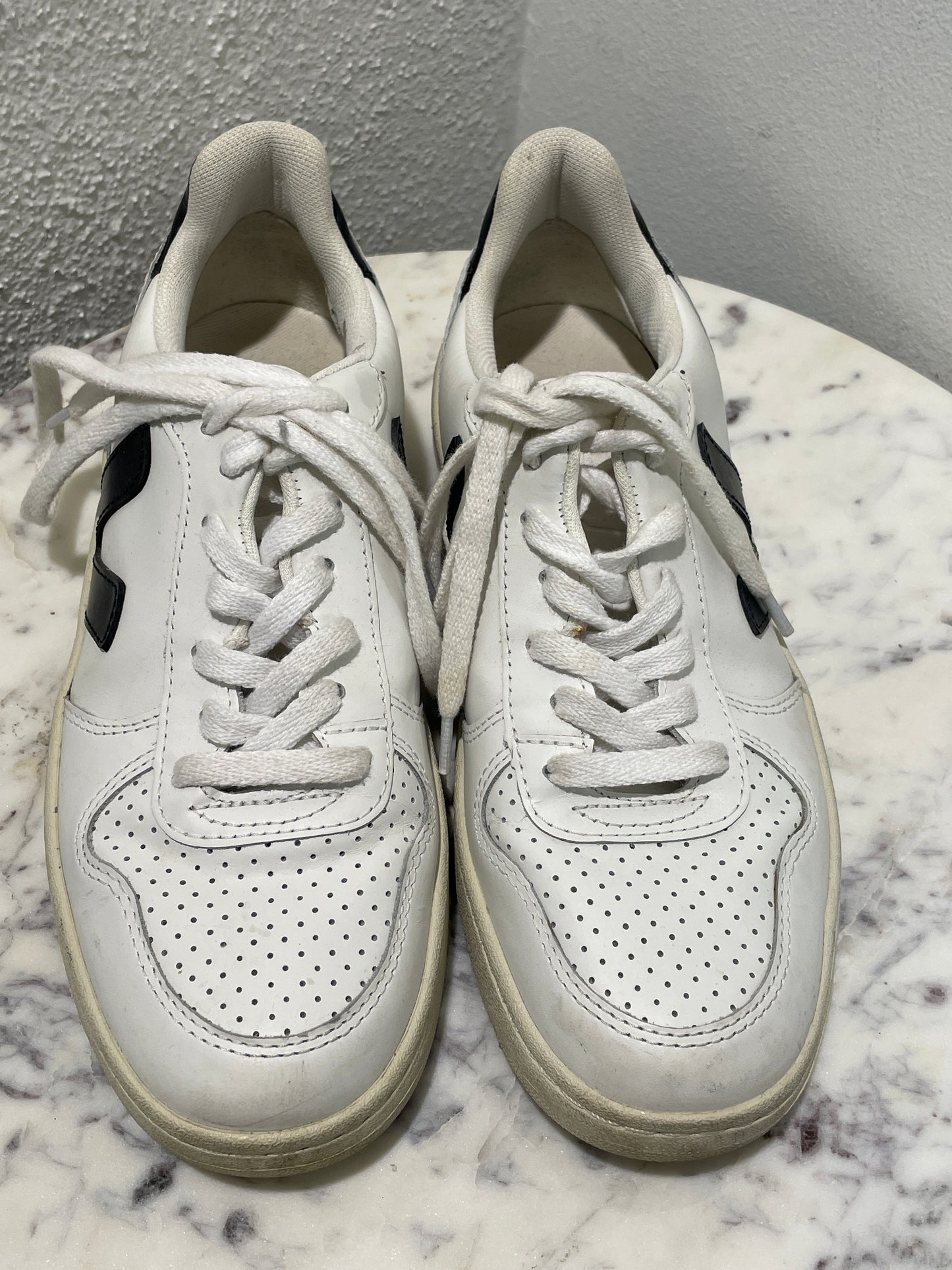 Veja V-10 White Black Leather Sneakers - 37