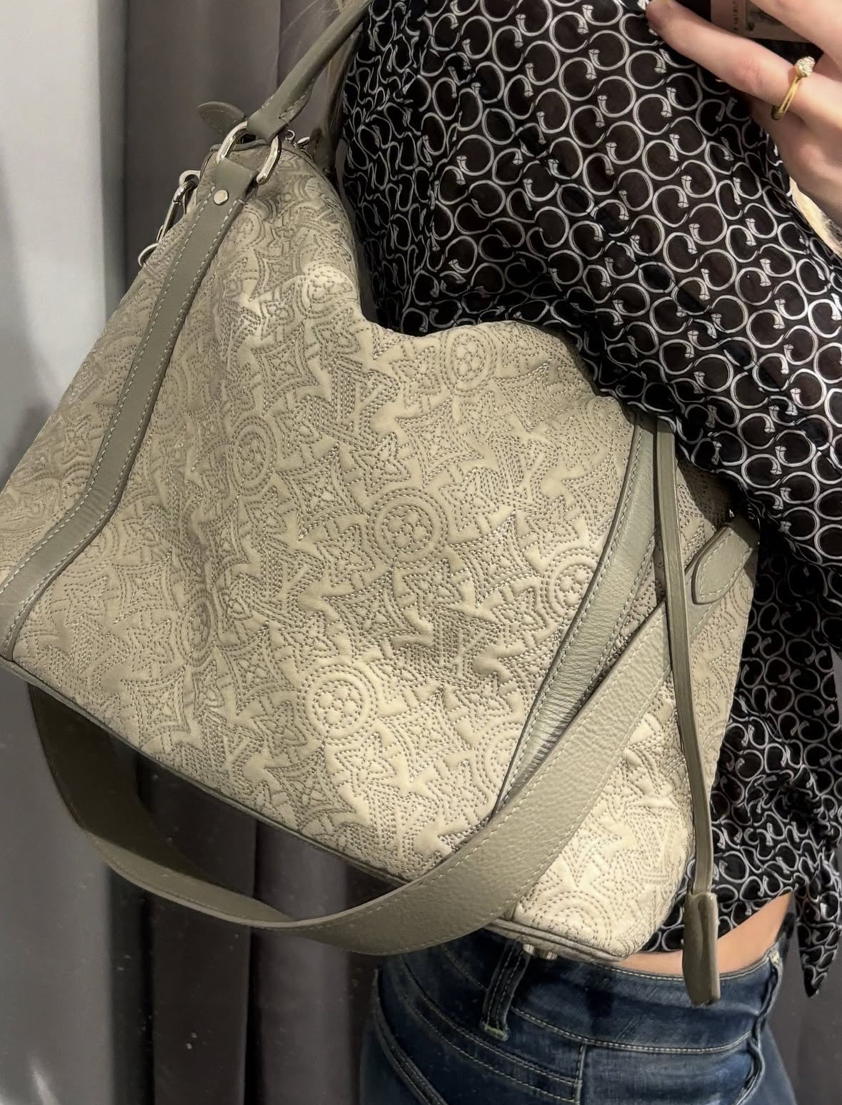 Louis Vuitton Antheia Ixia Bag – Monogram Leather in Grey