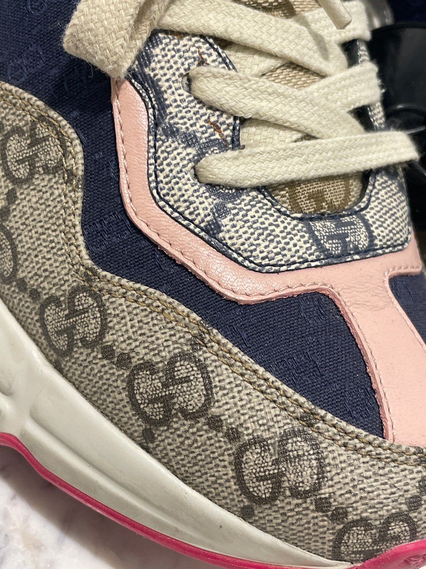 Gucci Rhyton Sneakers – Leather & Multicolour Details - 35
