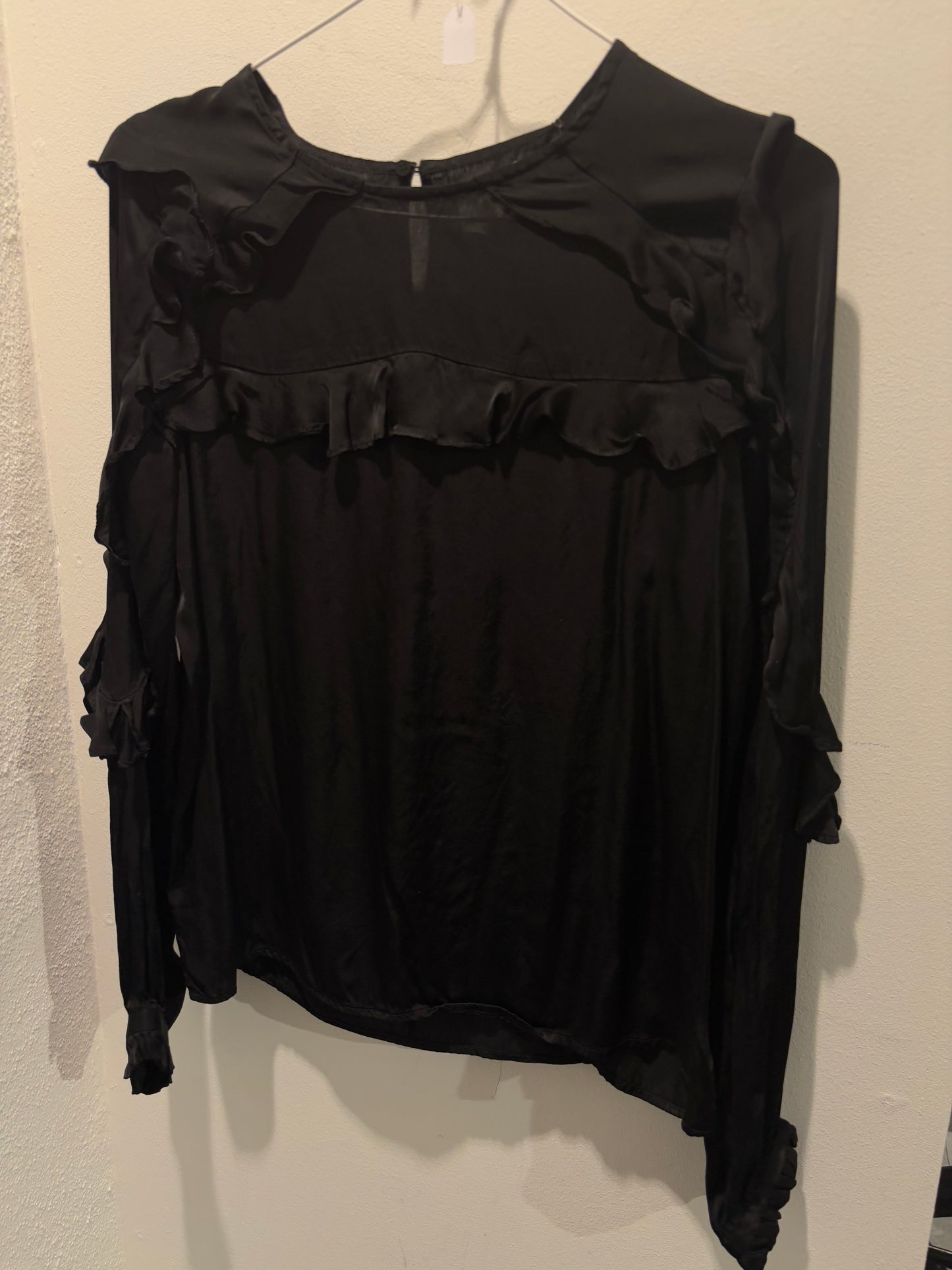 Munthe - top - black w. frill - EU38 - Medinas Wardrobe