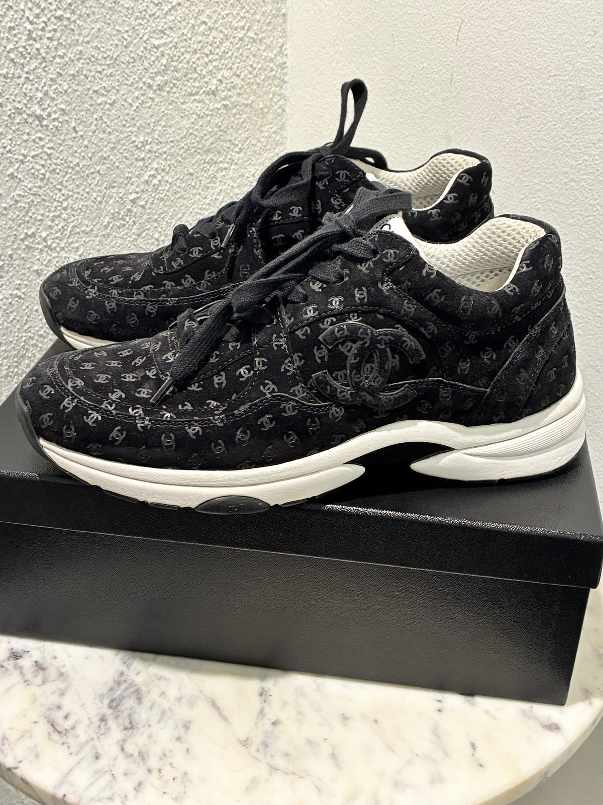 Chanel Sneakers - EU 40