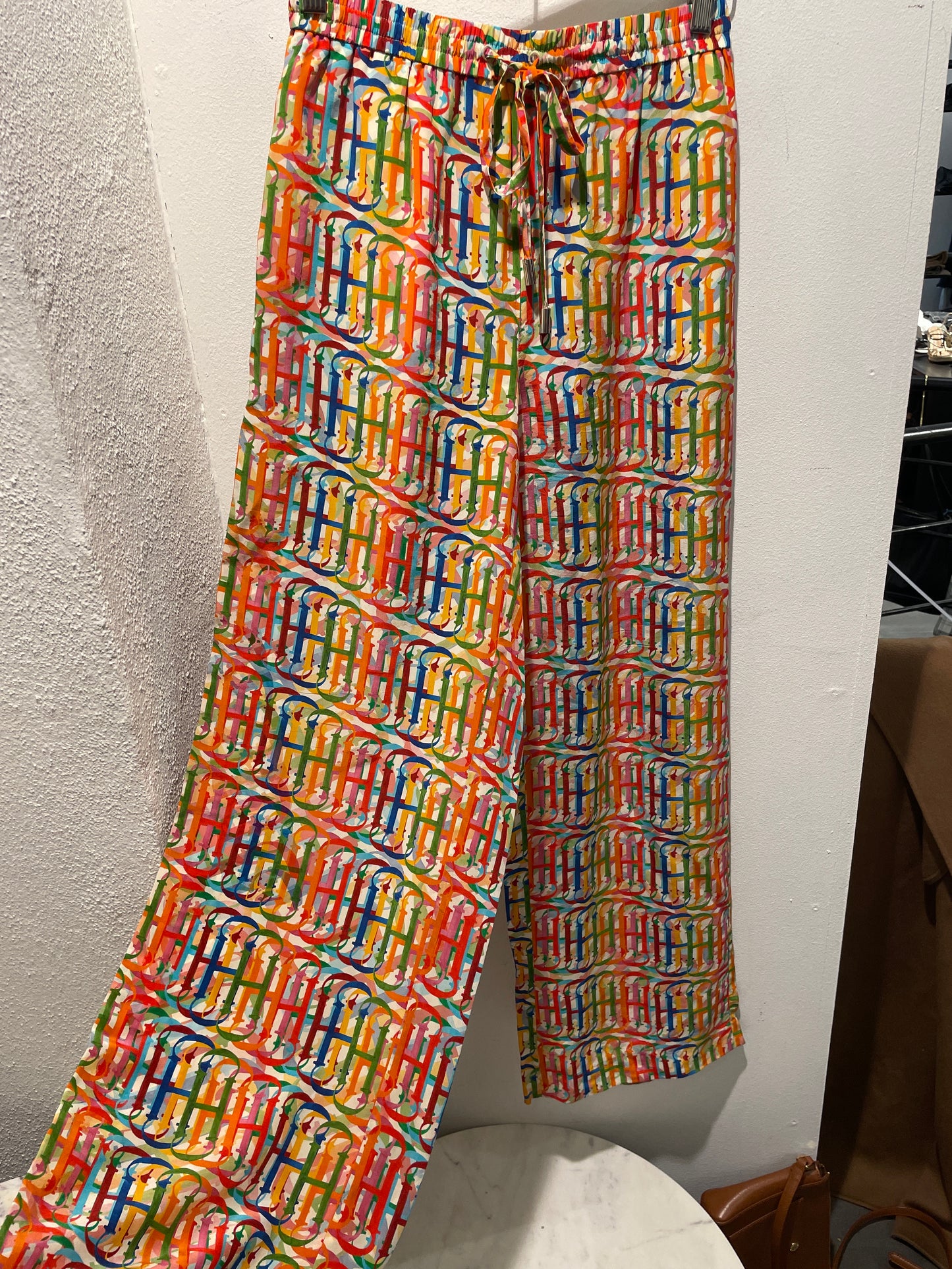 CH Carolina Herrera Silk Wide-Leg Trousers - oversized  fits XS/S - Medinas Wardrobe