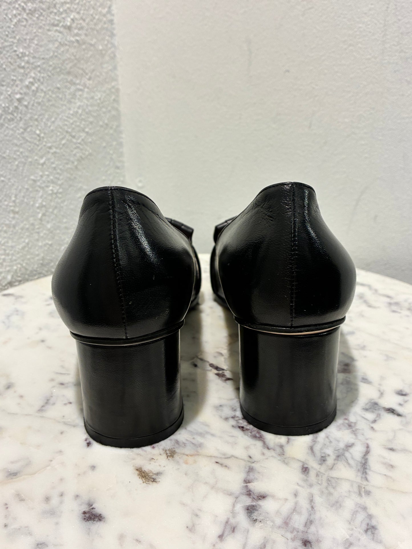 Gucci Marmont Leather Pumps – Size EU 41.5