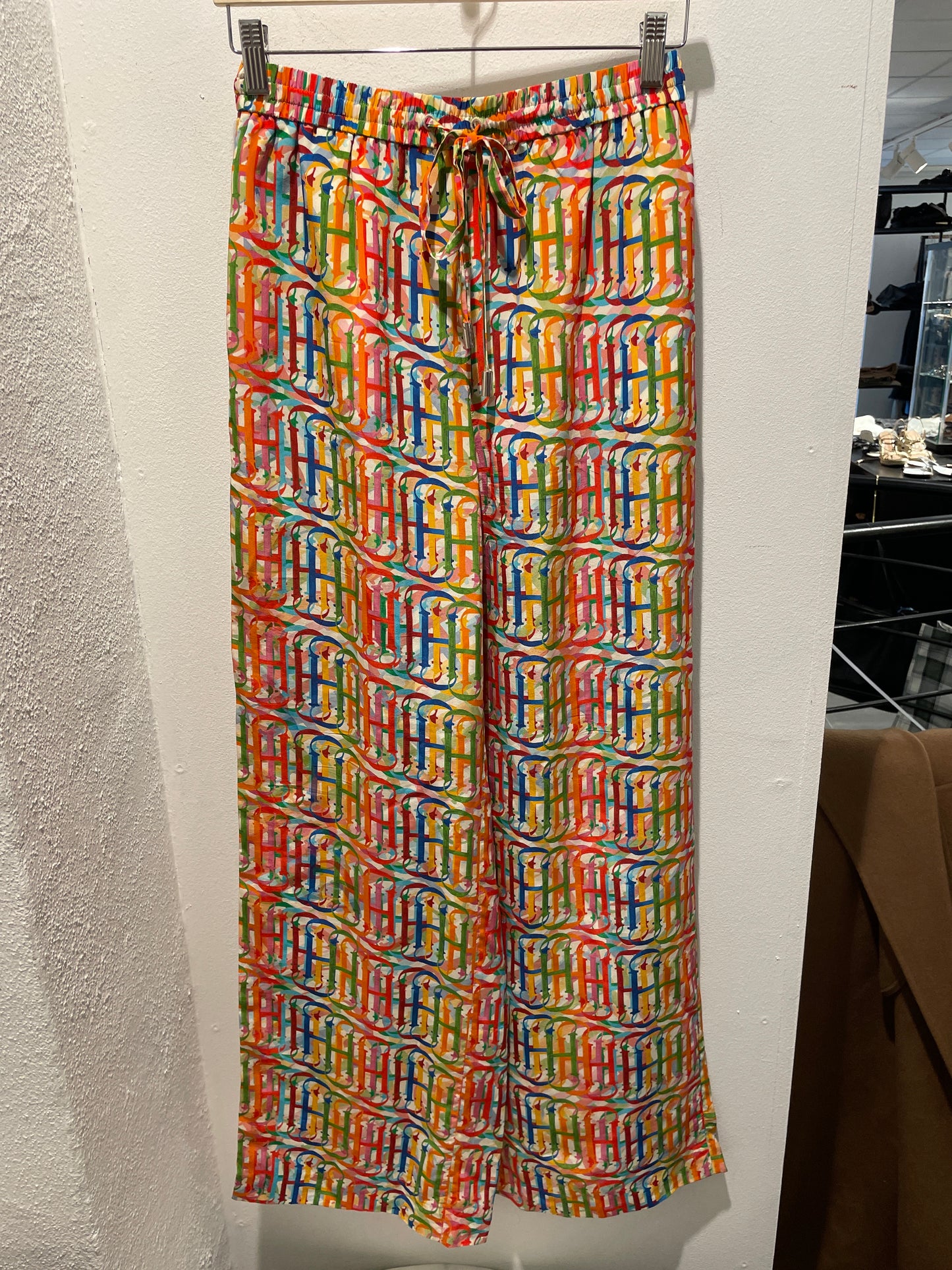 CH Carolina Herrera Silk Wide-Leg Trousers - oversized  fits XS/S - Medinas Wardrobe