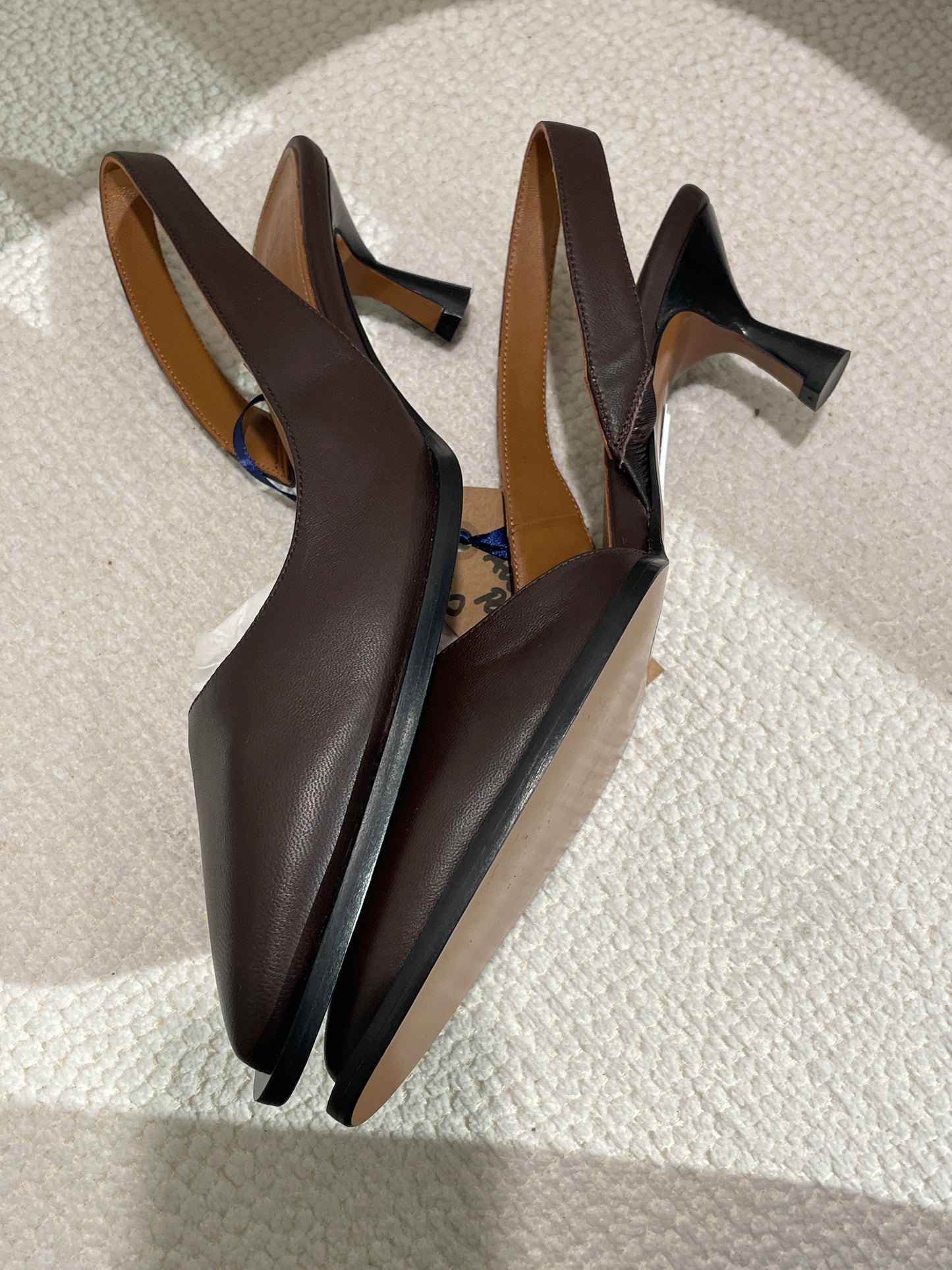 ATP - brand new kitten heels - 40