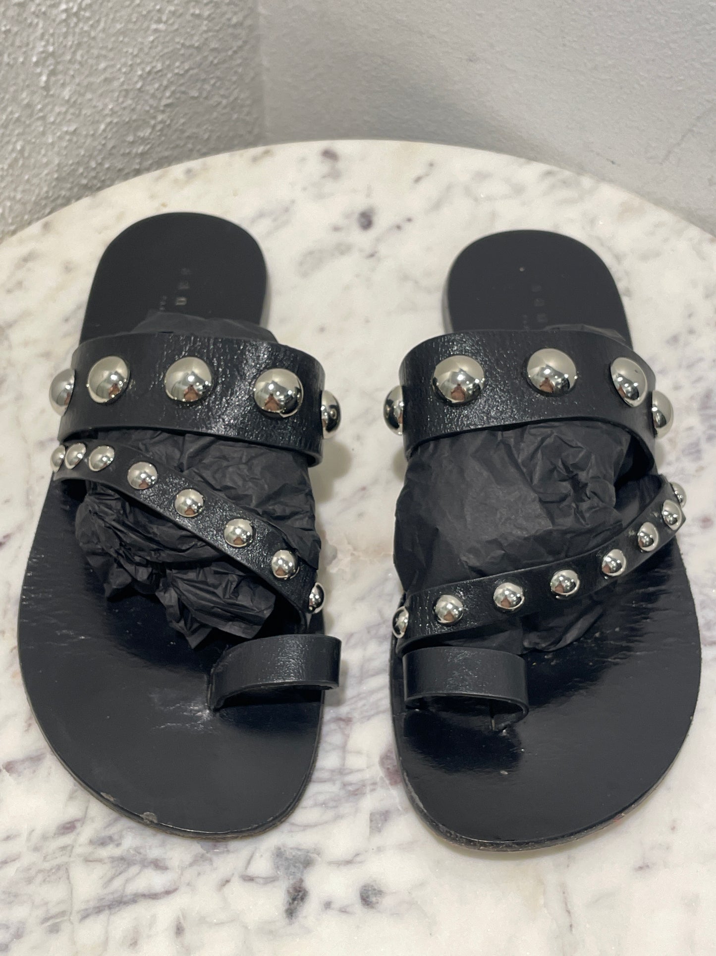 Sandro Studded Leather Toe-Ring Sandals – Size 39 / Black