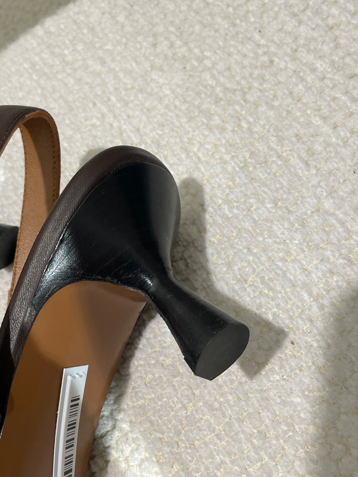 ATP - brand new kitten heels - 40