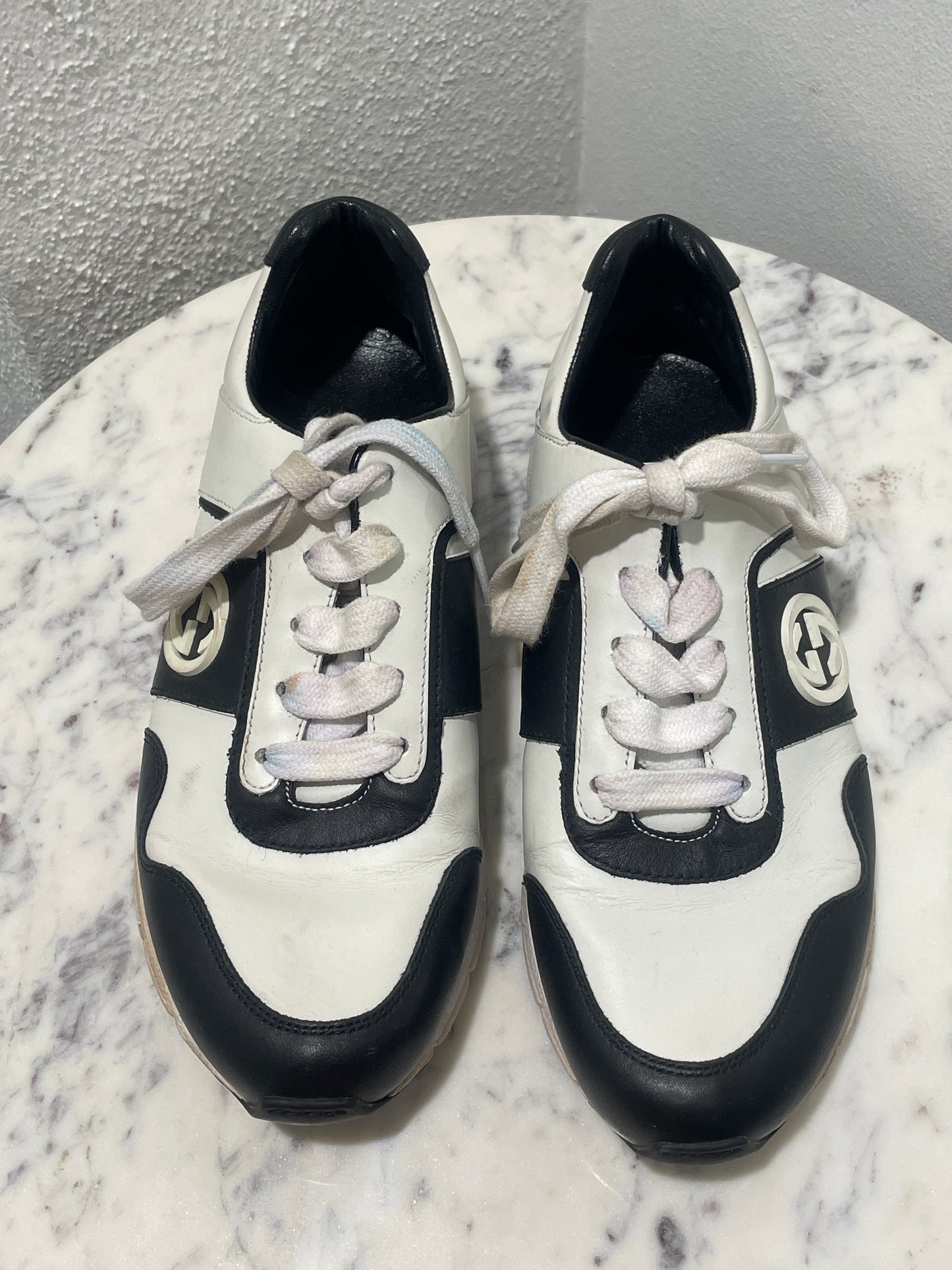 Gucci Black & White Interlocking G Leather Sneakers - 36