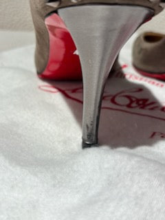 Christian Louboutin Heels – Suede w. studs & Red Soles - EU 40,5