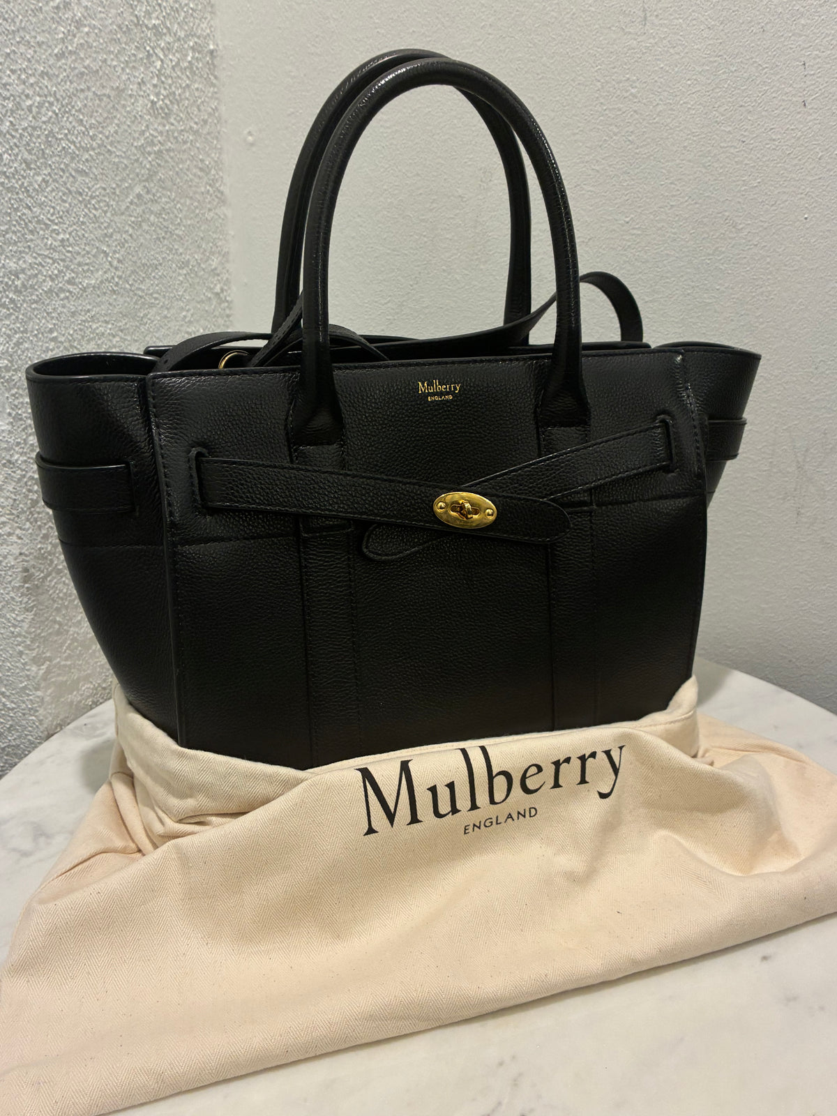 Mulberry Small Zipped Bayswater Satchel - Black Calfskin & Gold Hardware