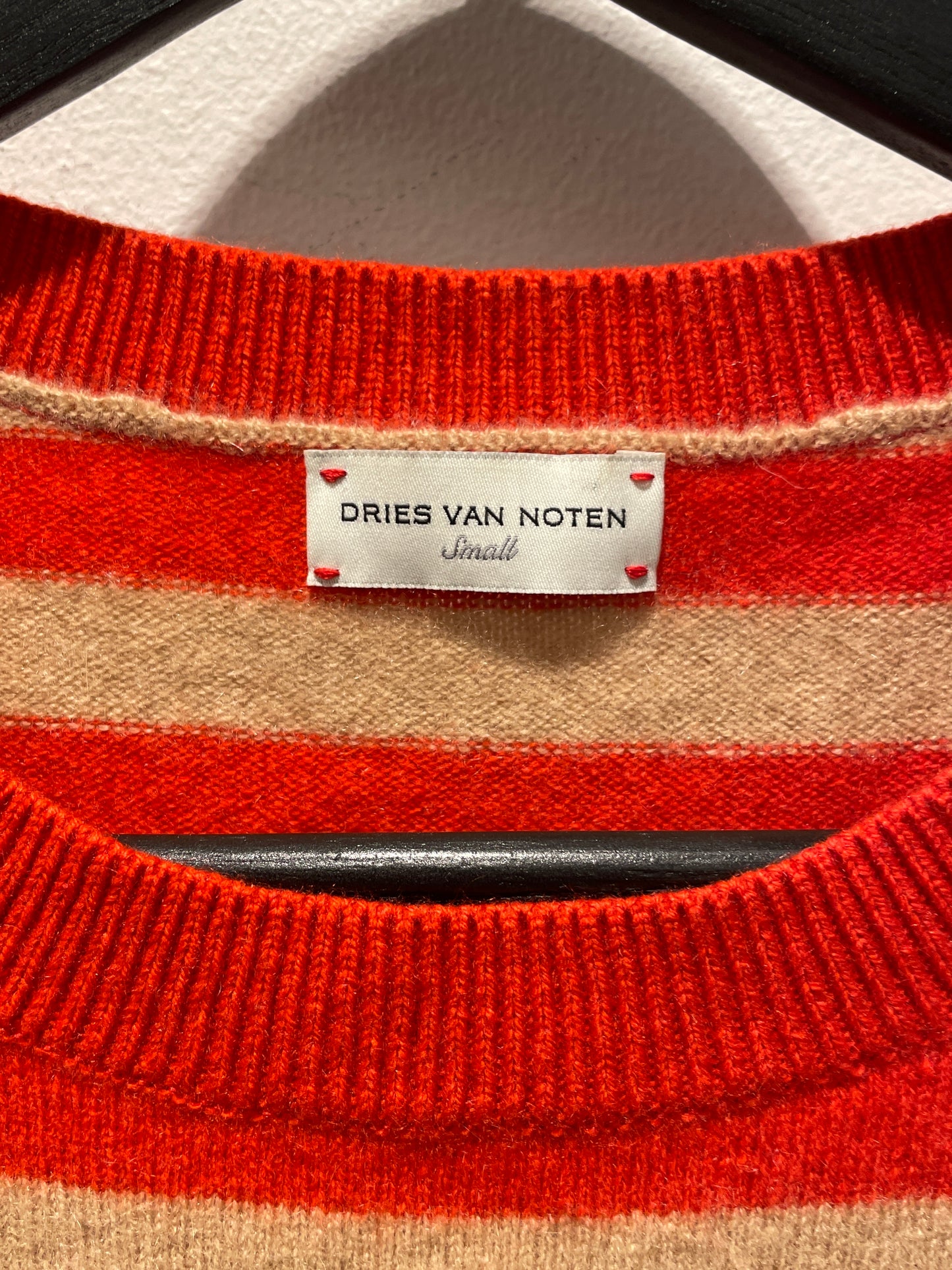 Dries Van Noten — Short-Sleeved Knit in Pure Cashmere - S