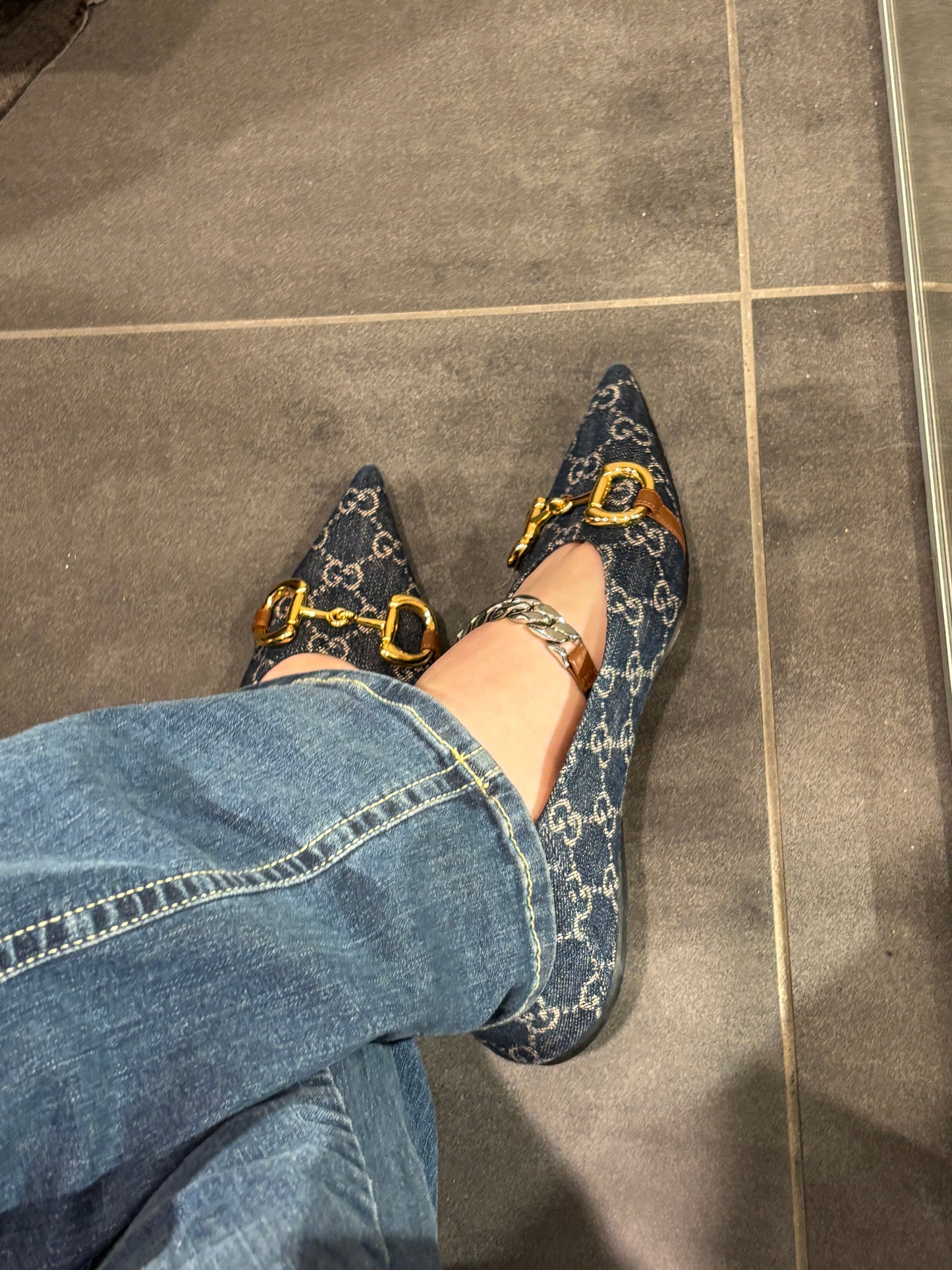 Gucci - Denim Ballerinas - GG Monogram - EU40 - Medinas Wardrobe