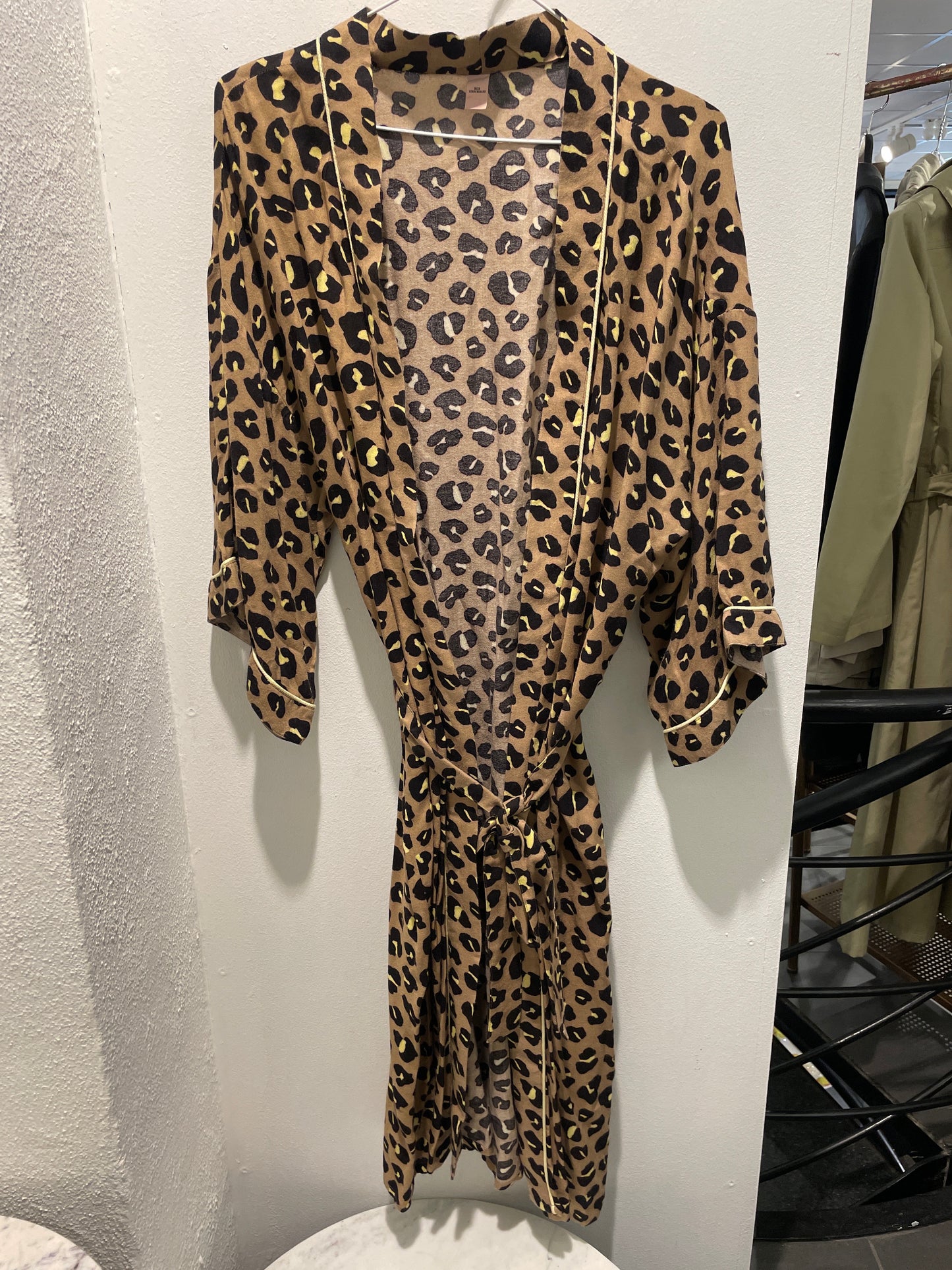 Beck Söndergaard Leopard Print Robe / Kimono - M