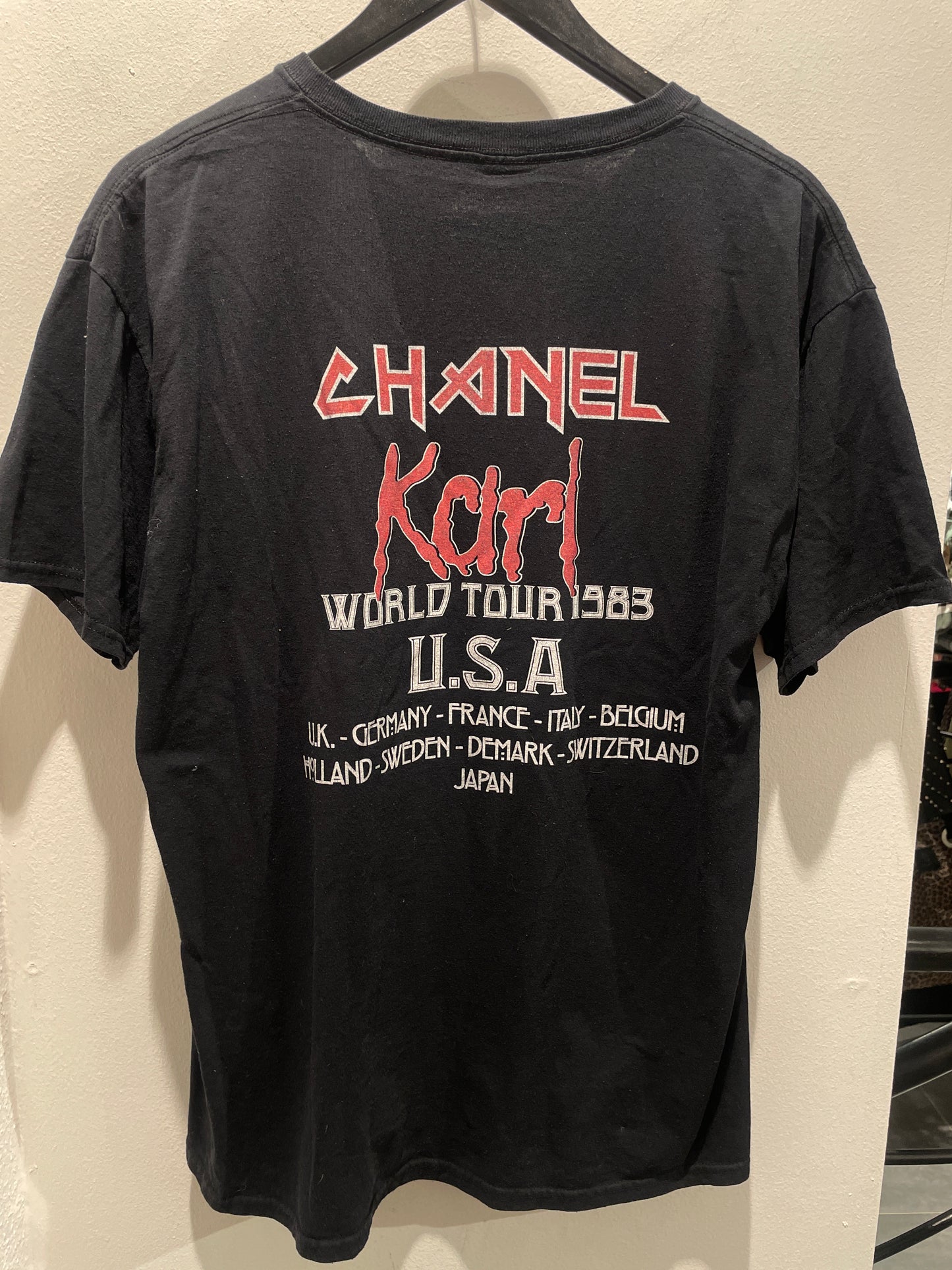 Bleach - Chanel - Karl - T-shirt - Medinas Wardrobe - L